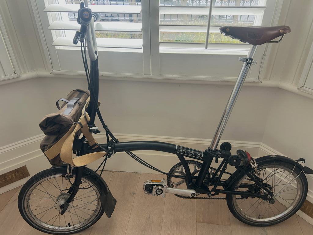 Brompton 2-Speed Black 2014 – Barely Used,  Brooks Saddle/Brompton/Barbour Bag