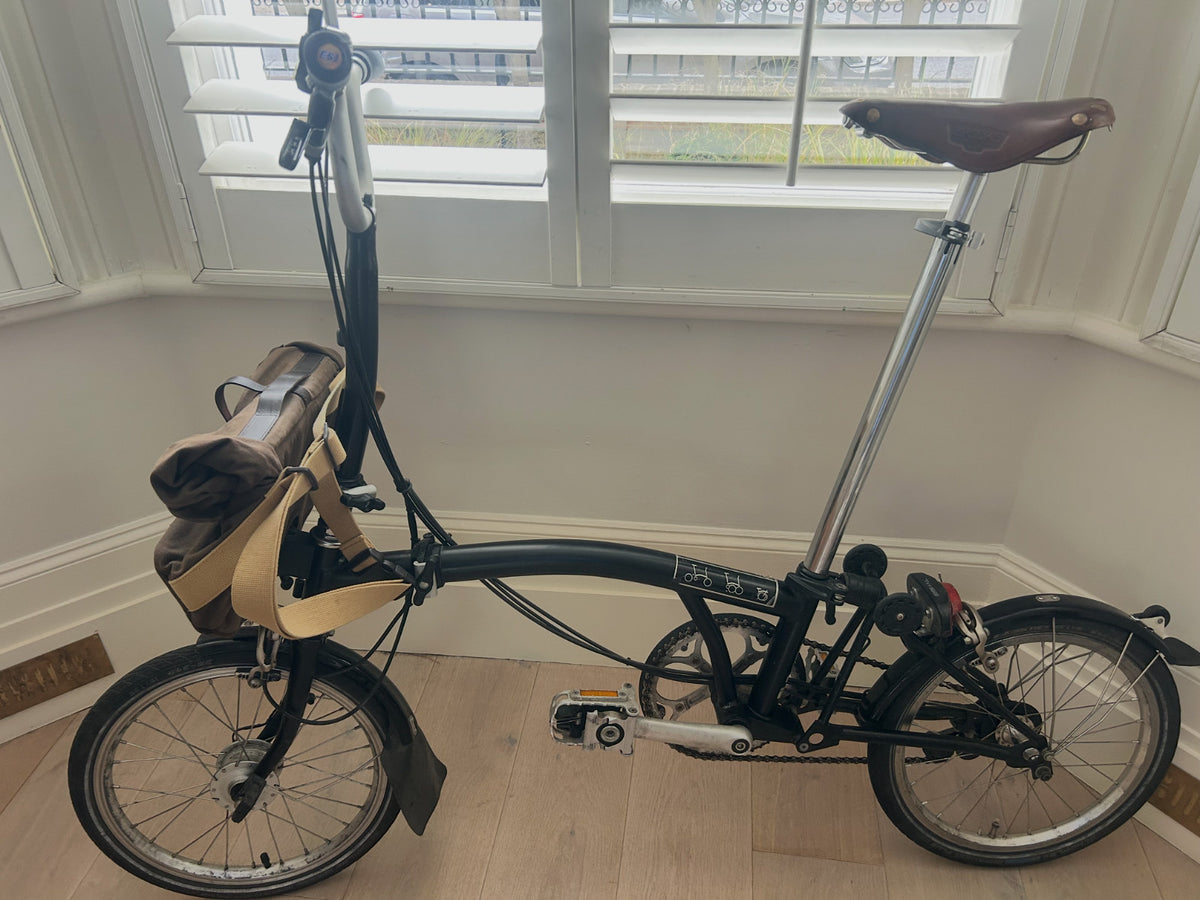 Brompton 2-Speed Black 2014 – Barely Used,  Brooks Saddle/Brompton/Barbour Bag