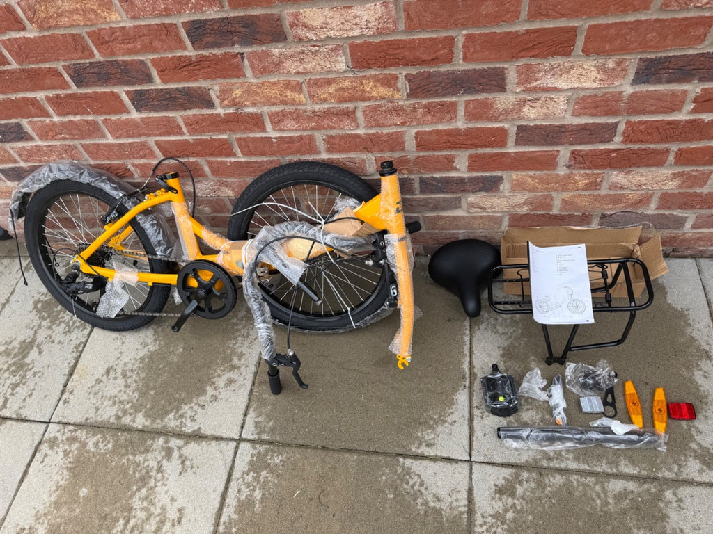DeMarche: Yellow Aluminium Folding Bike, Size: 123 20.5 x 55cm
