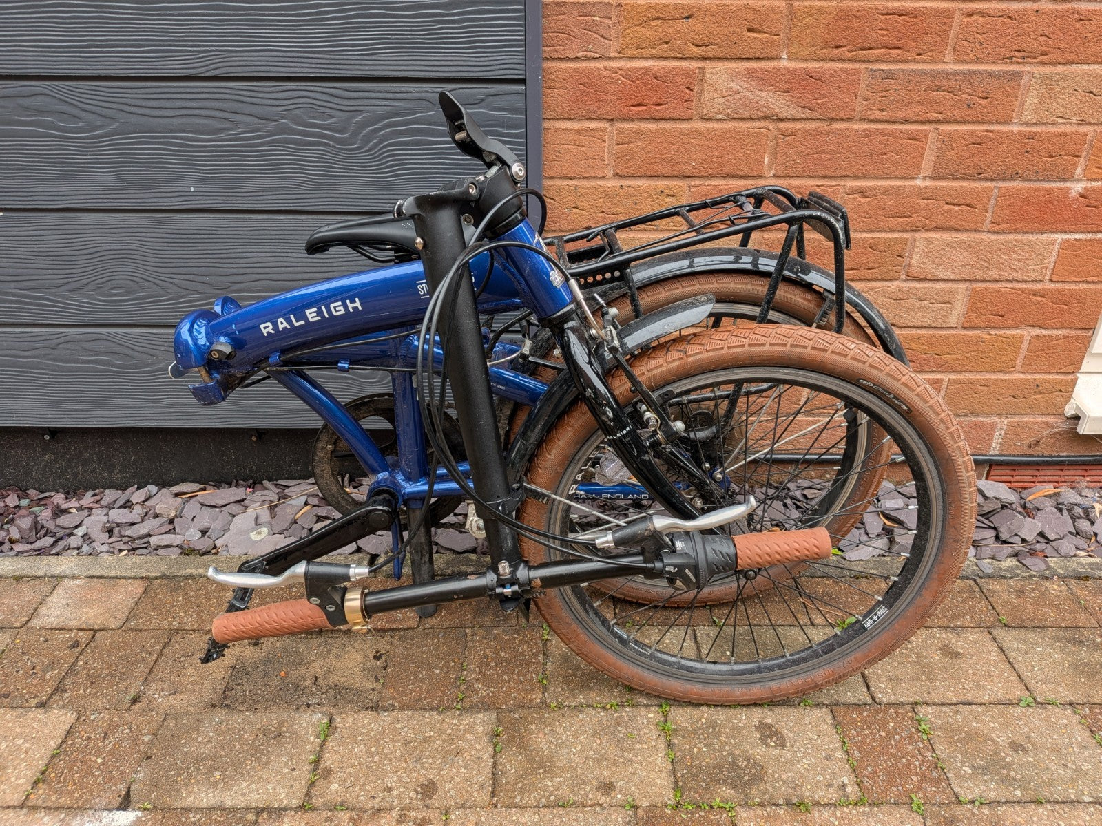 Raleigh Stowaway Folding Bike Unisex 7-Speed