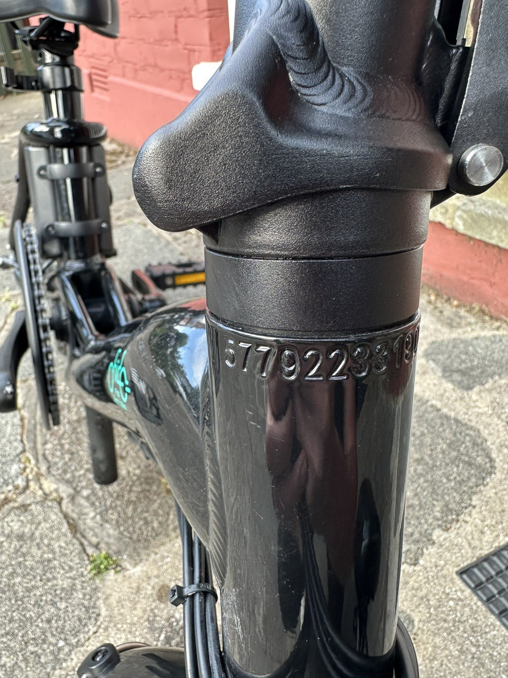 Fiido D3 Pro Mini Folding Commuter Bike — Great Condition Twist and Go