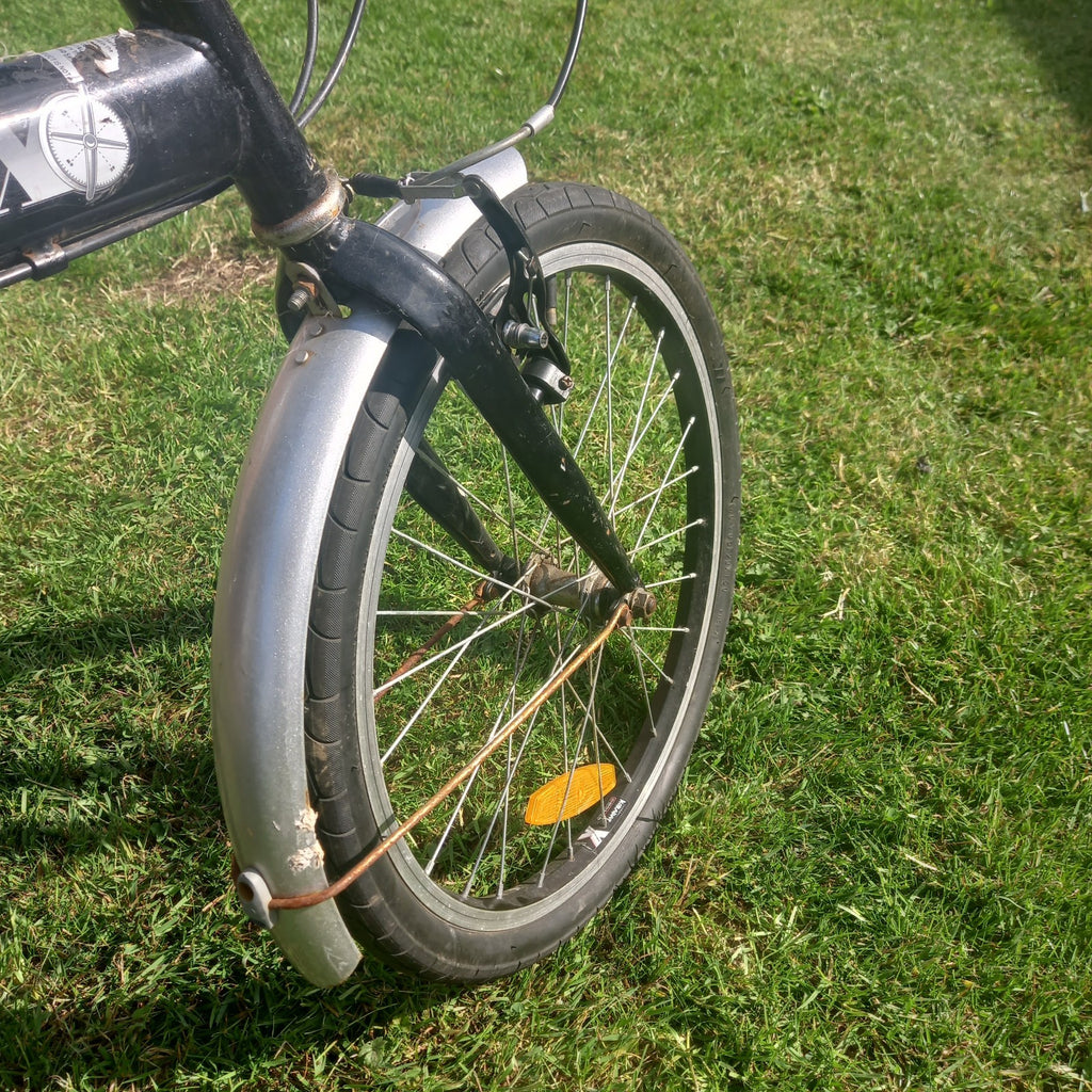 Venturax Stowaway Folding Bike 20" Wheels Collection Only  All Working
