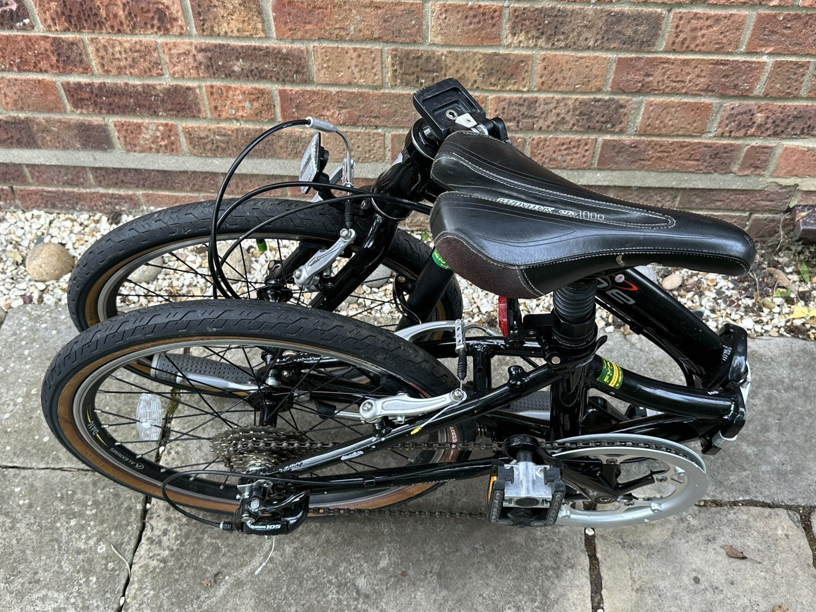Specialized Globe Folding Bicycle Black 20in Wheels