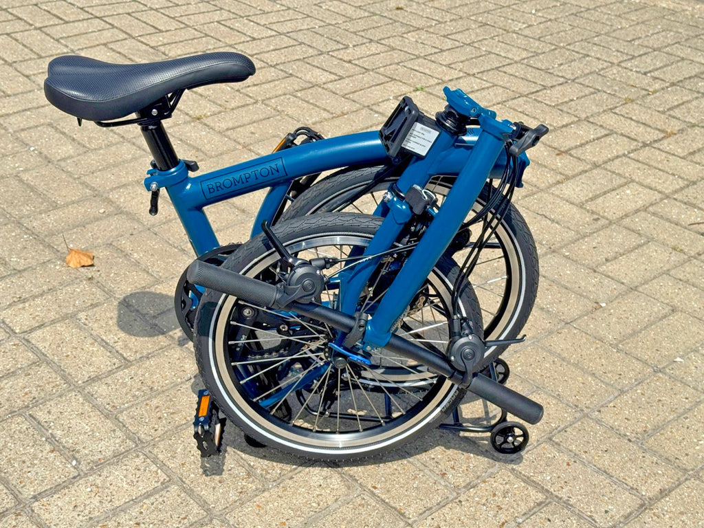Brompton C Line Ocean 6 SPEED - Original British Folding Bike - with storage bag