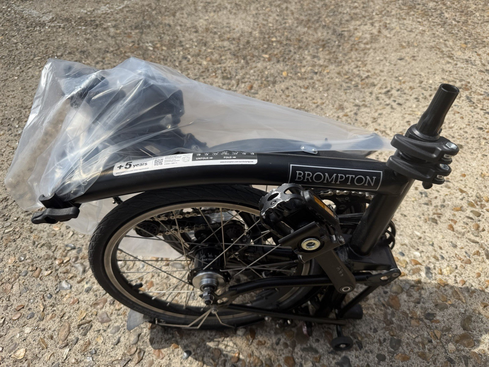 Brompton C Line Explore M6L 6 Speed Folding Bike Black 2024 fresh BOXED