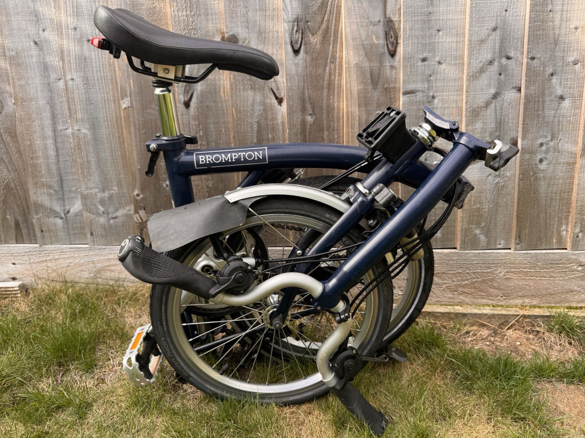 Brompton 16in Folding Bike Blue 3-Speed Hub Gears Mudguards Reflectors