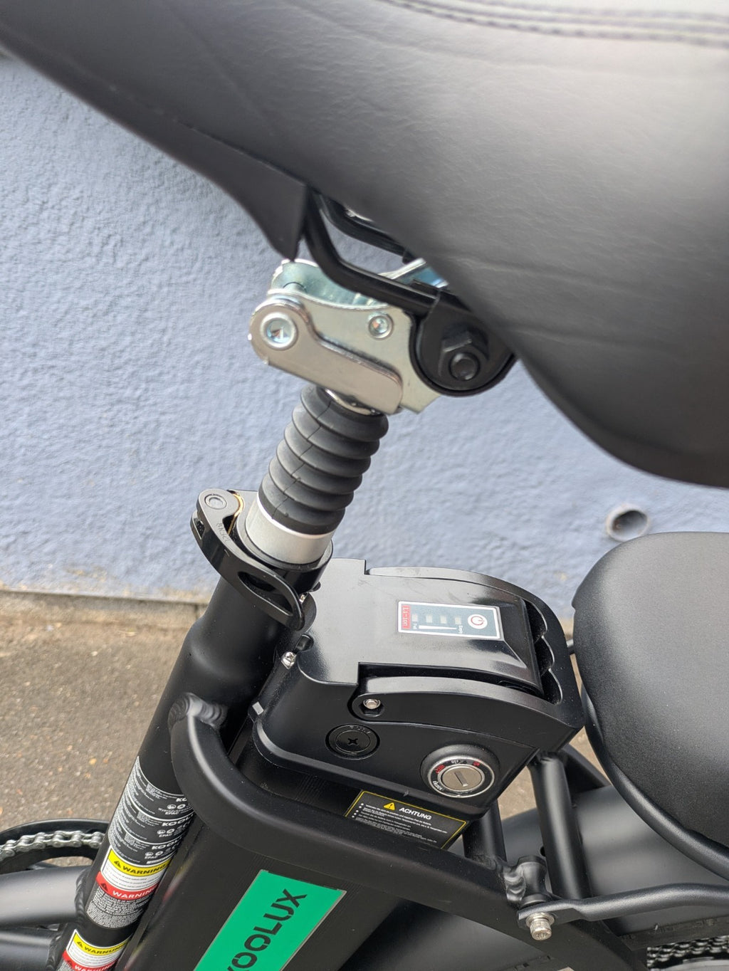 KOOLUX BK6 Foldable Bike, Throttle and rear seat, 250w Road Legal