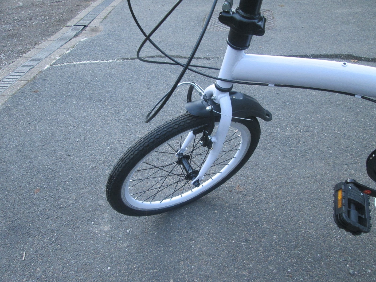 Brand New Folding Bike, 5 Speed 20" wheels Fully size adjustable Collect ST2