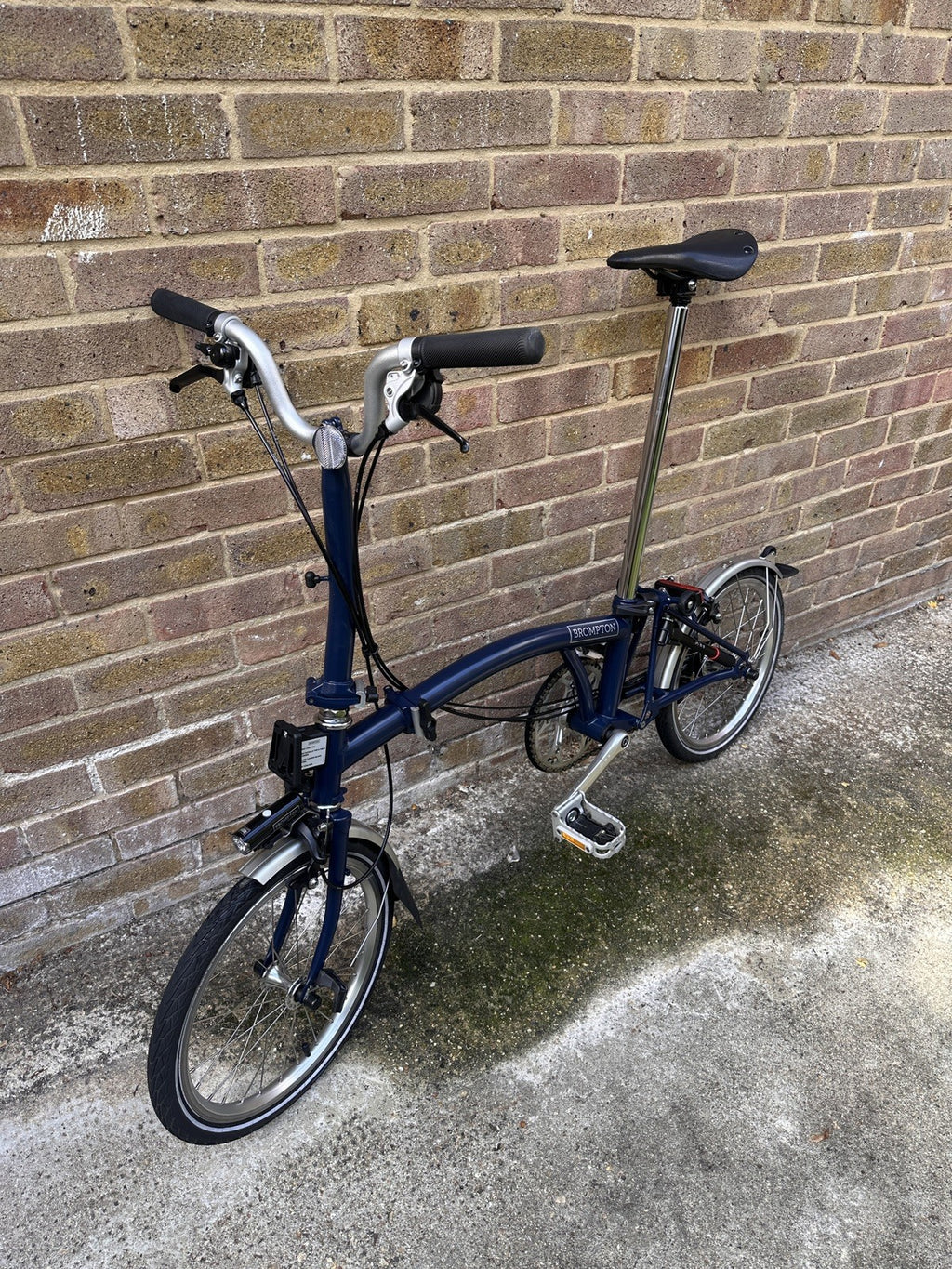 Brompton C Line Explore 2024 6-Speed, Tempest Blue, Excellent Condition, Lights