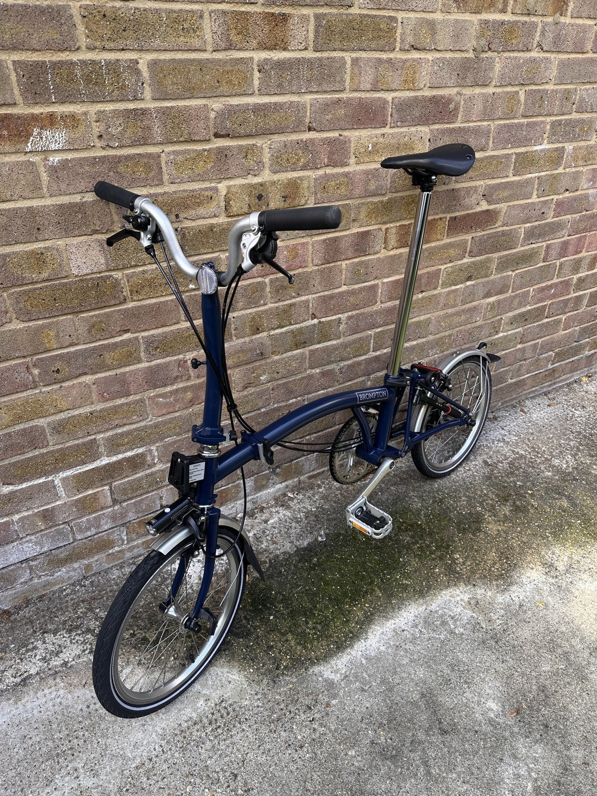 Brompton C Line Explore 2024 6-Speed, Tempest Blue, Excellent Condition, Lights