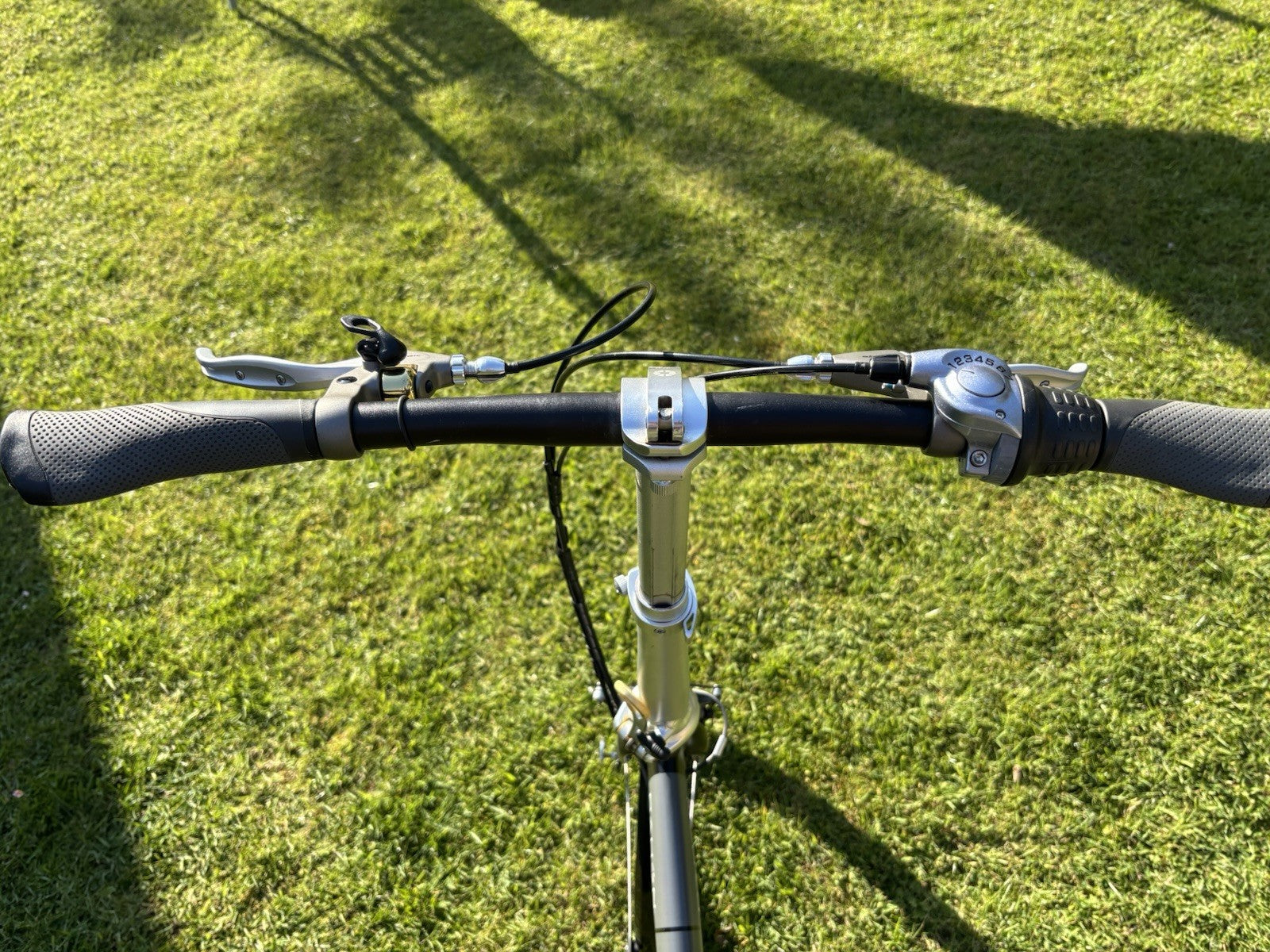 Dahon Vitesse Folding Bike  Excellent Condition