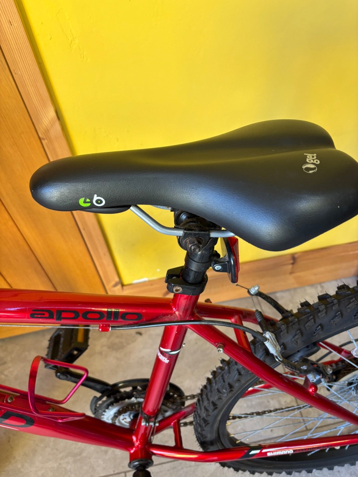 2 x Adults Apollo shimano bicycles, 1 Fued and 1 Spiral. 1 x adults folding bike