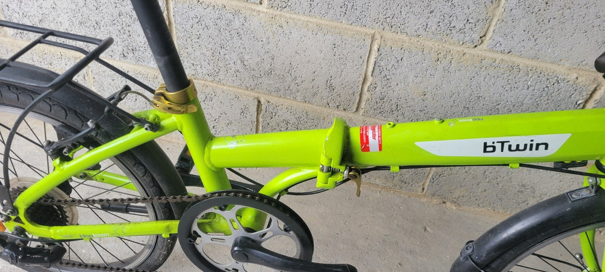 B’TWIN Hoptown 20in Folding Bike Green, Mudguards, Rear Rack, Bell