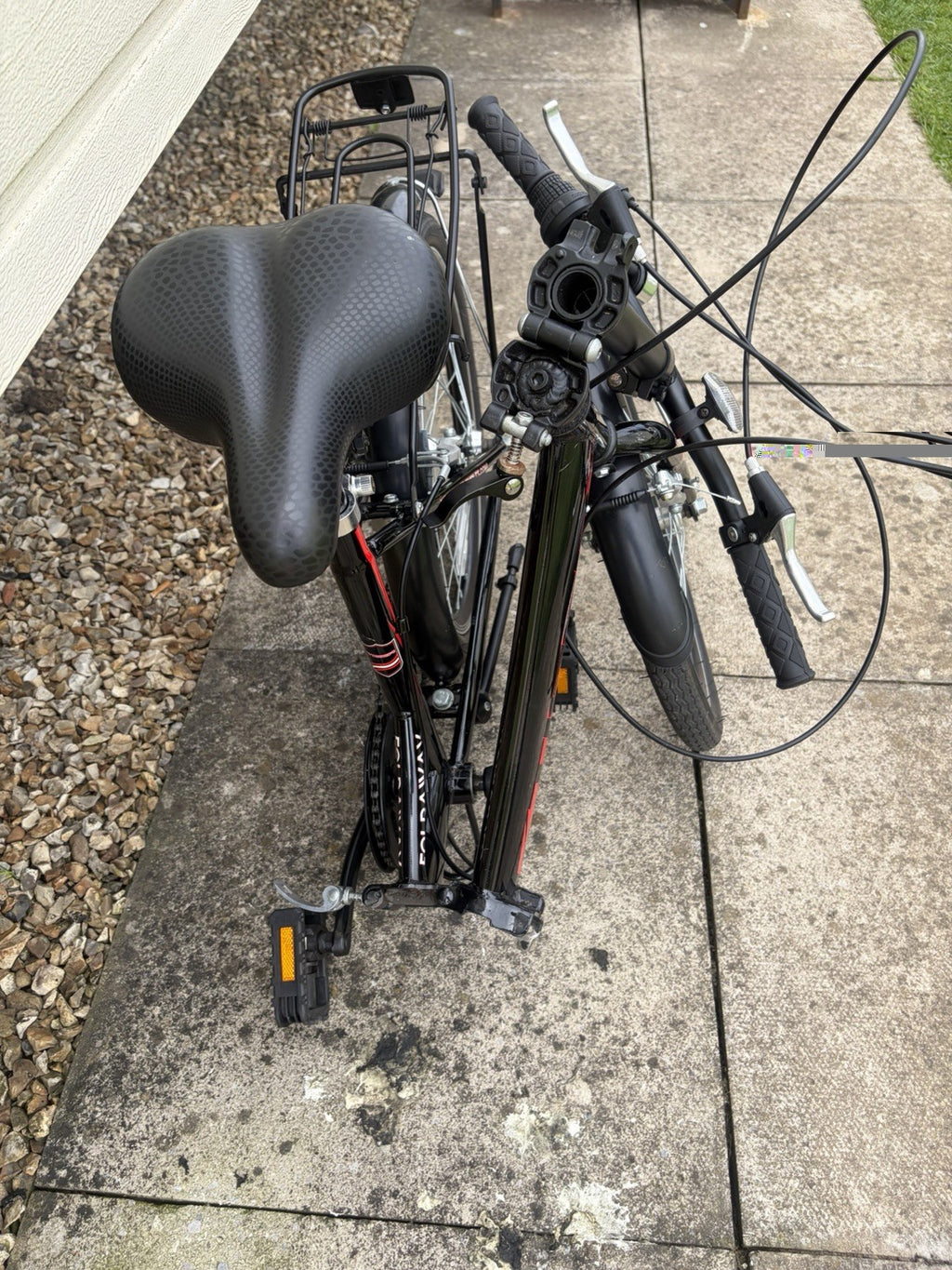 Tiger Foldaway Folding Unisex Bike, Black, Six Speed, 20inch alloy wheels.