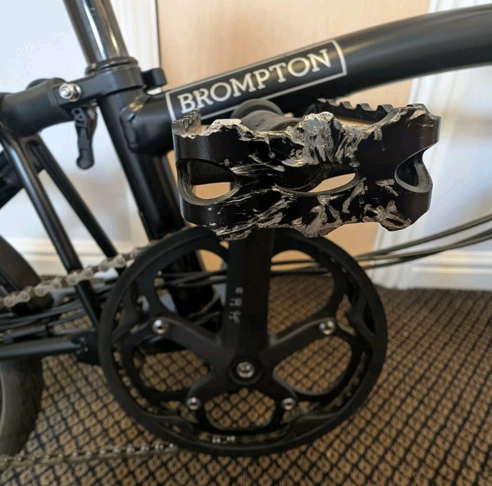 Brompton C-line Explore 2025 6-speed Mid handlebar Matt black Folding bicycle LN