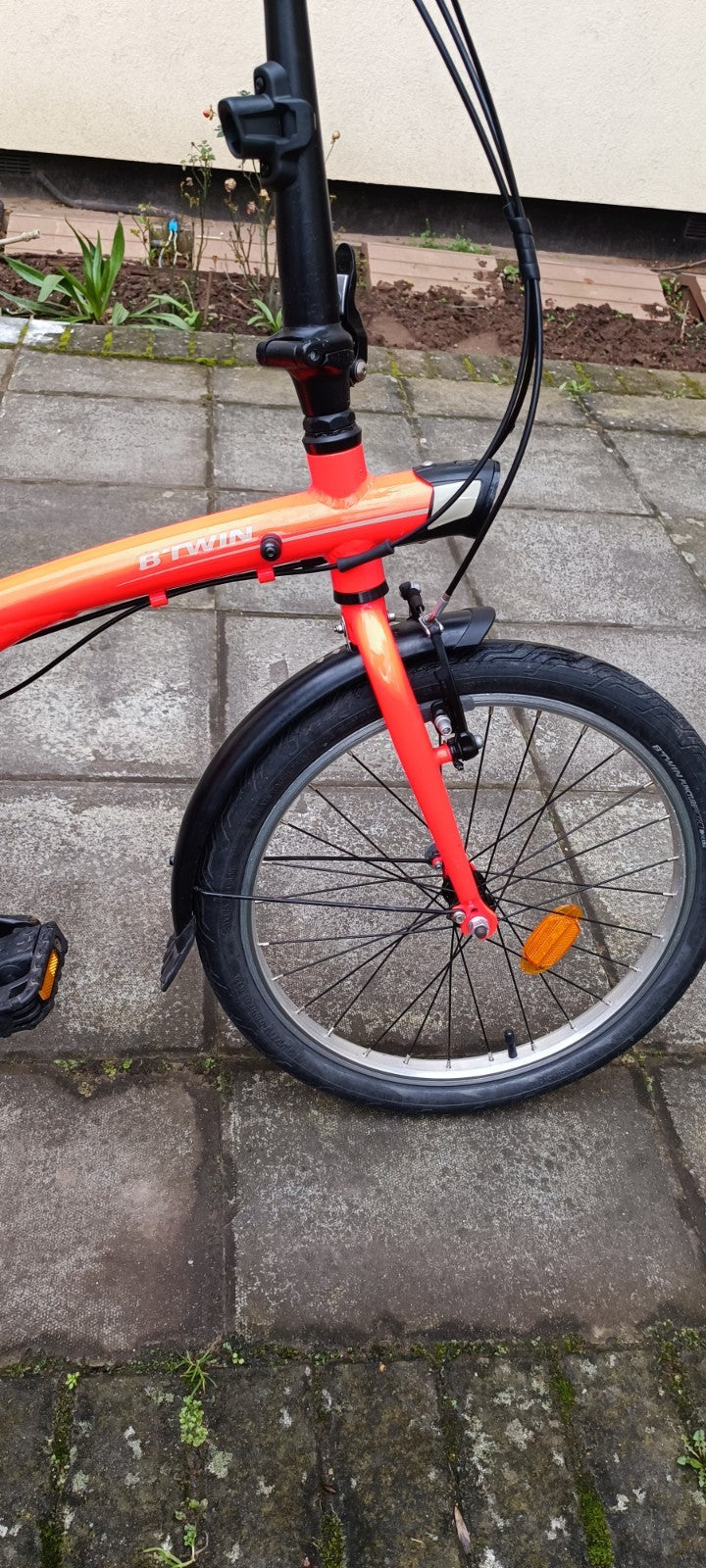 Btwin Tilt 500 Folding Bike 7-Speed Orange Good Condition