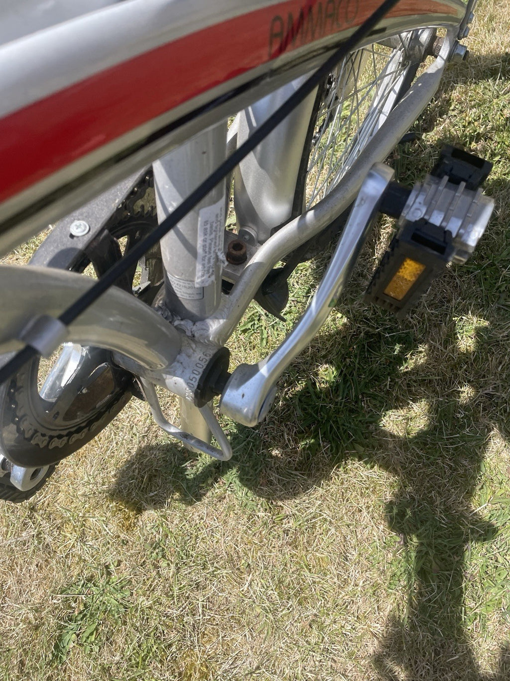 Ammaco Pakka Lite 20 Inch  silver folding bike