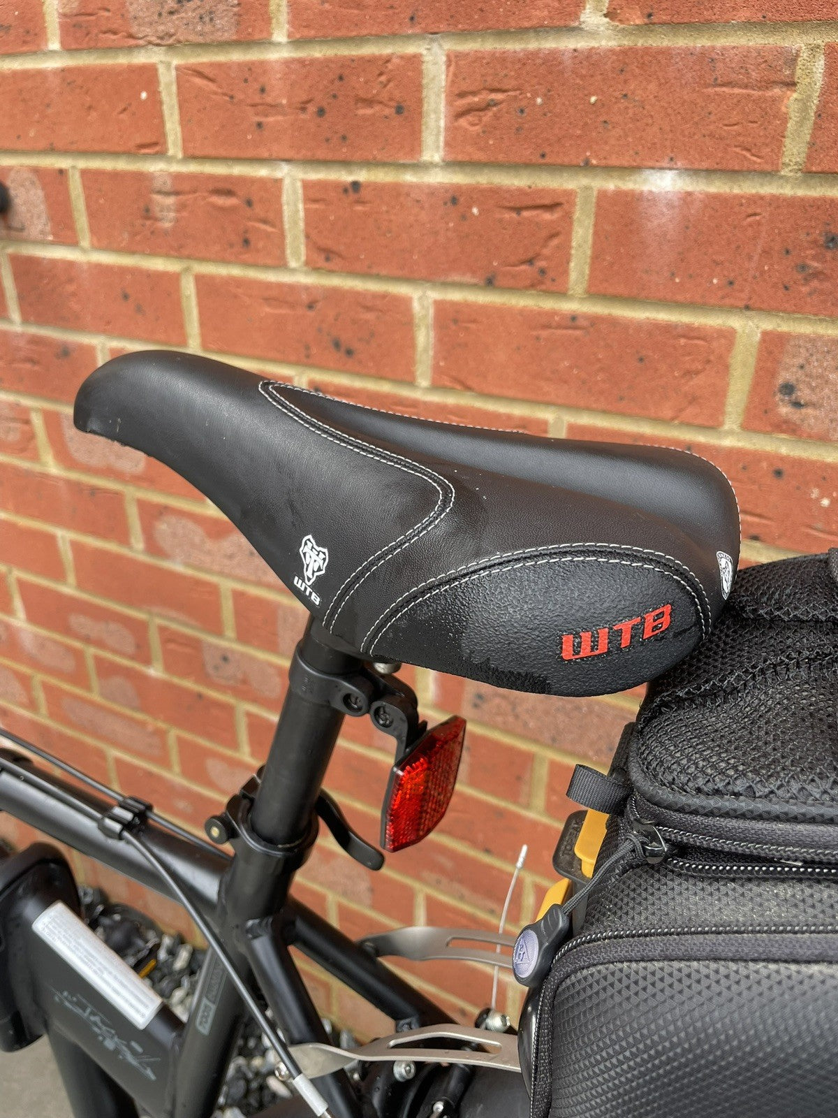Dahon Jack Full size folding bike. Size M 18”lightweight aluminium frame Superb.