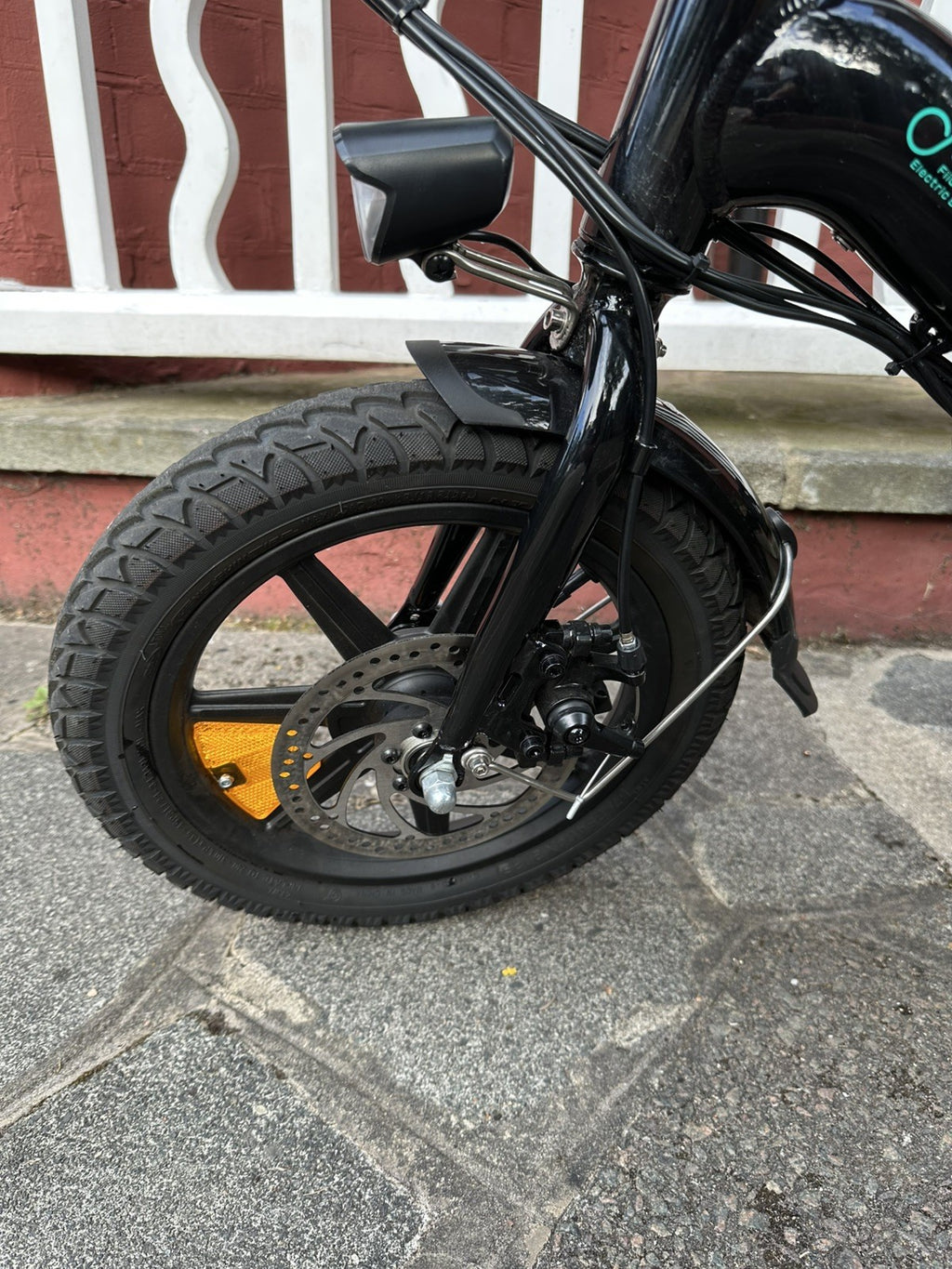 Fiido D3 Pro Mini Folding Commuter Bike — Great Condition Twist and Go