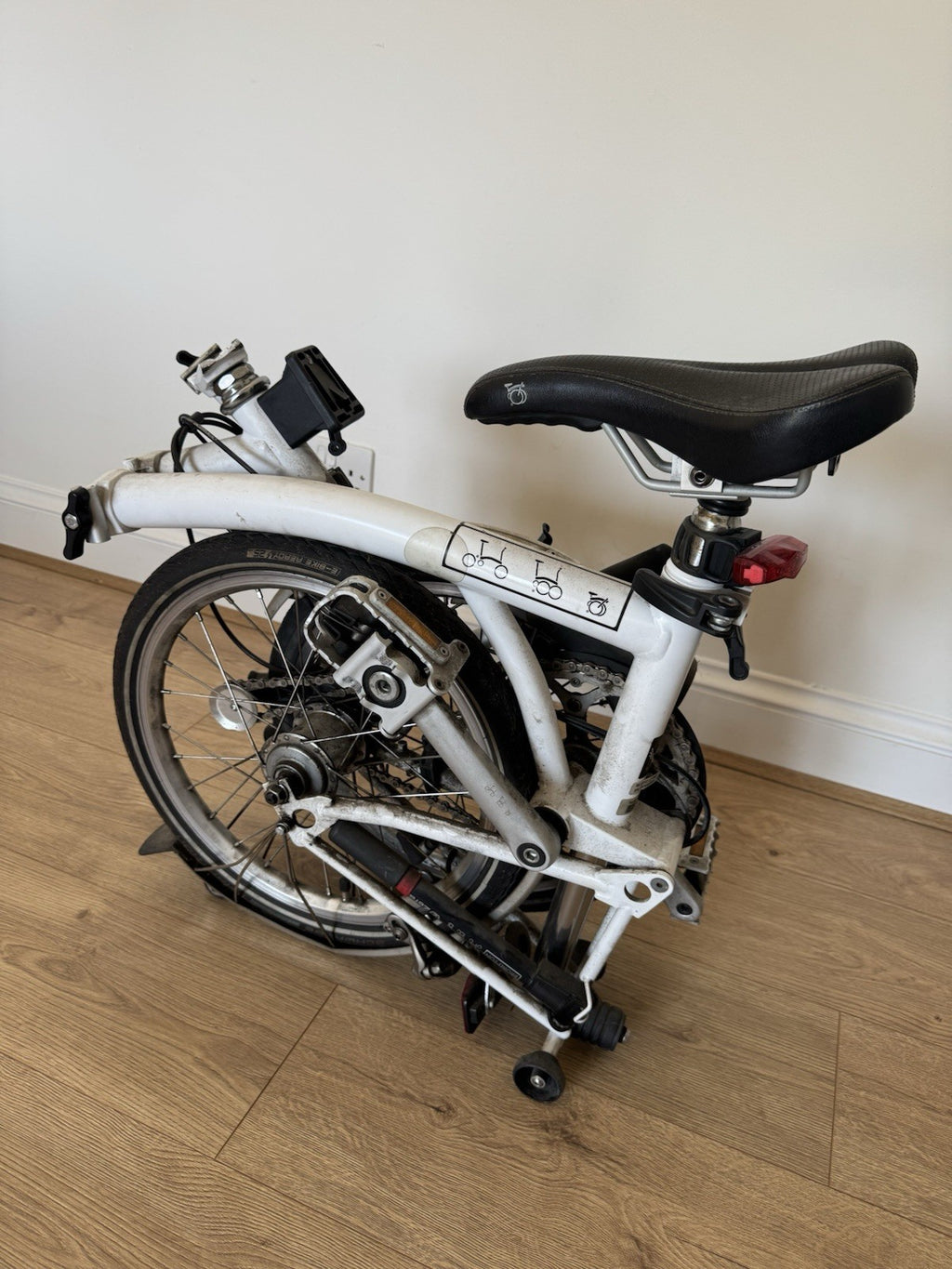Brompton Folding Bike A line 3-Speed, White