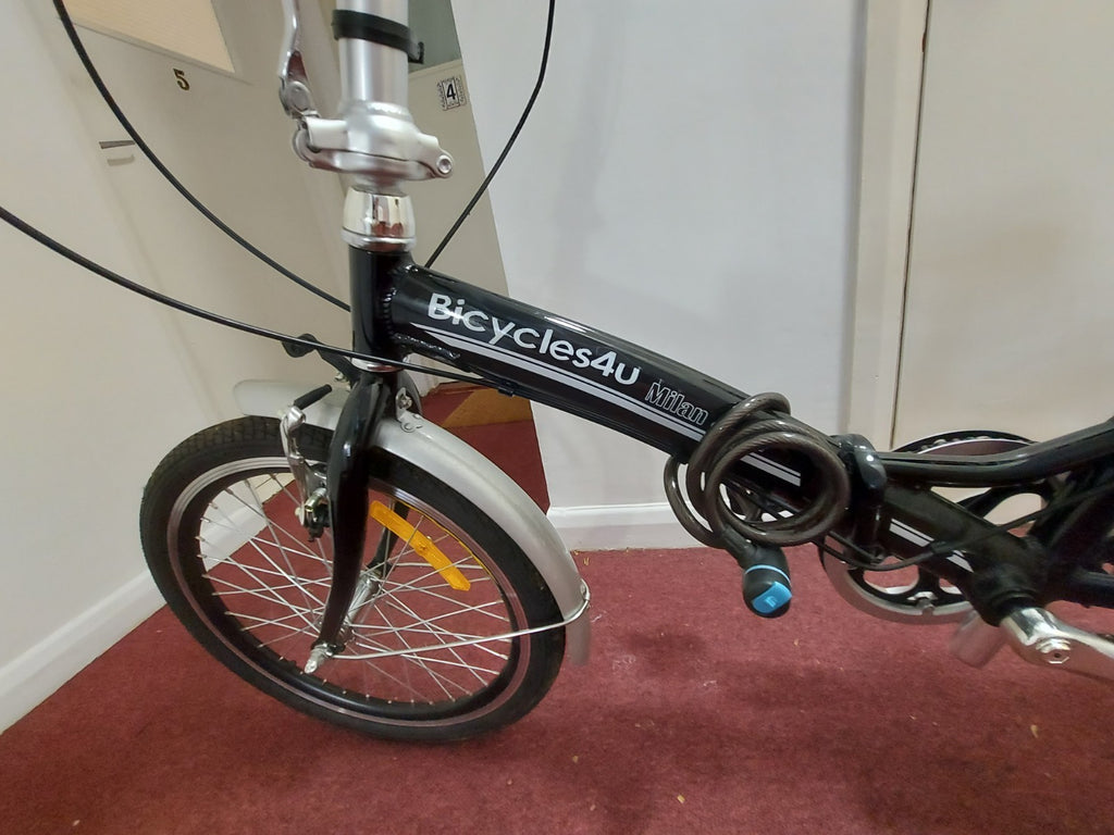 Milan Explorer Folding Bicycle. Black 20 Wheels Excellent Condition