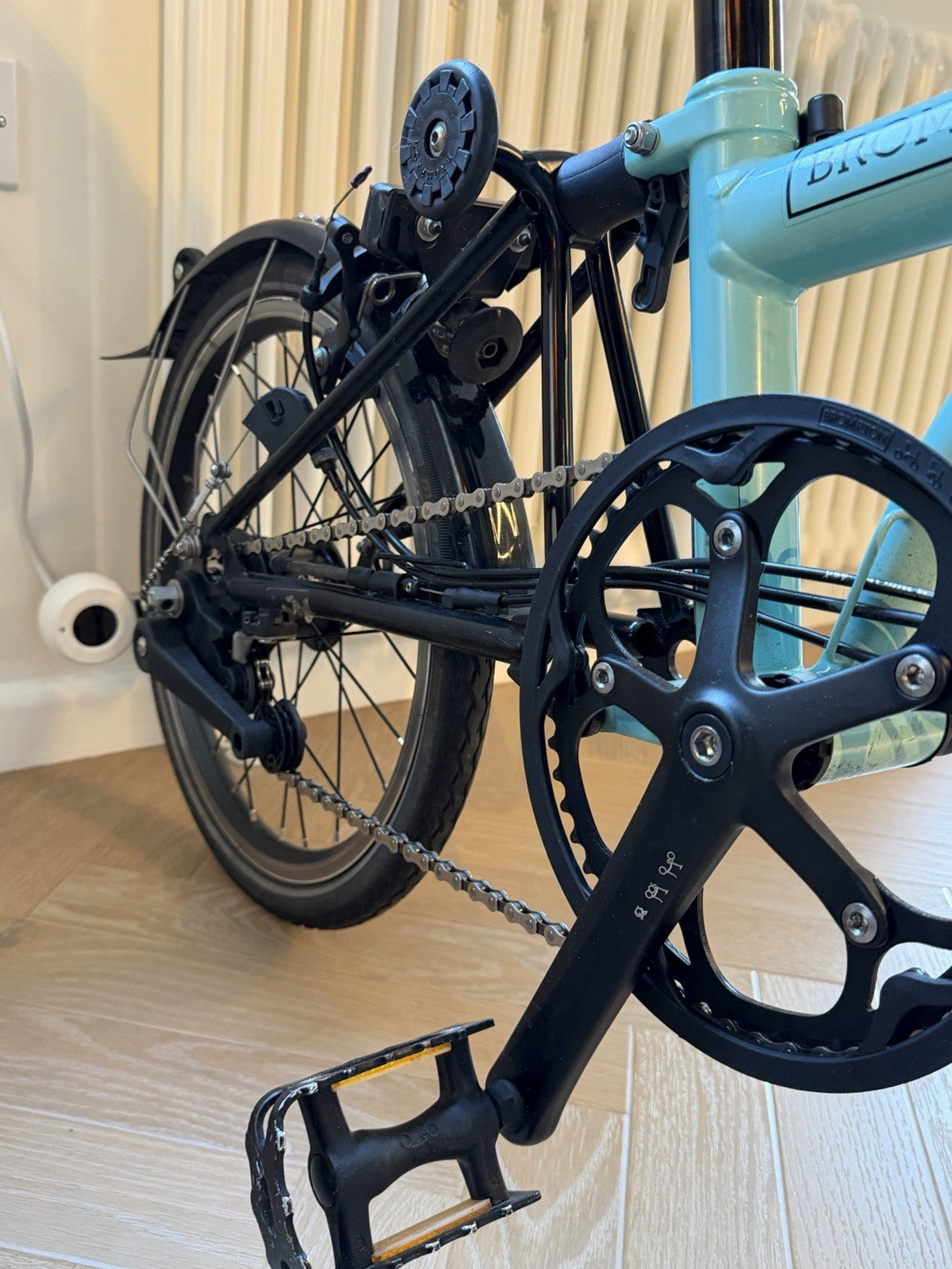Brompton M6L Superlight — Turkish Green/Black Edition with battery lighting