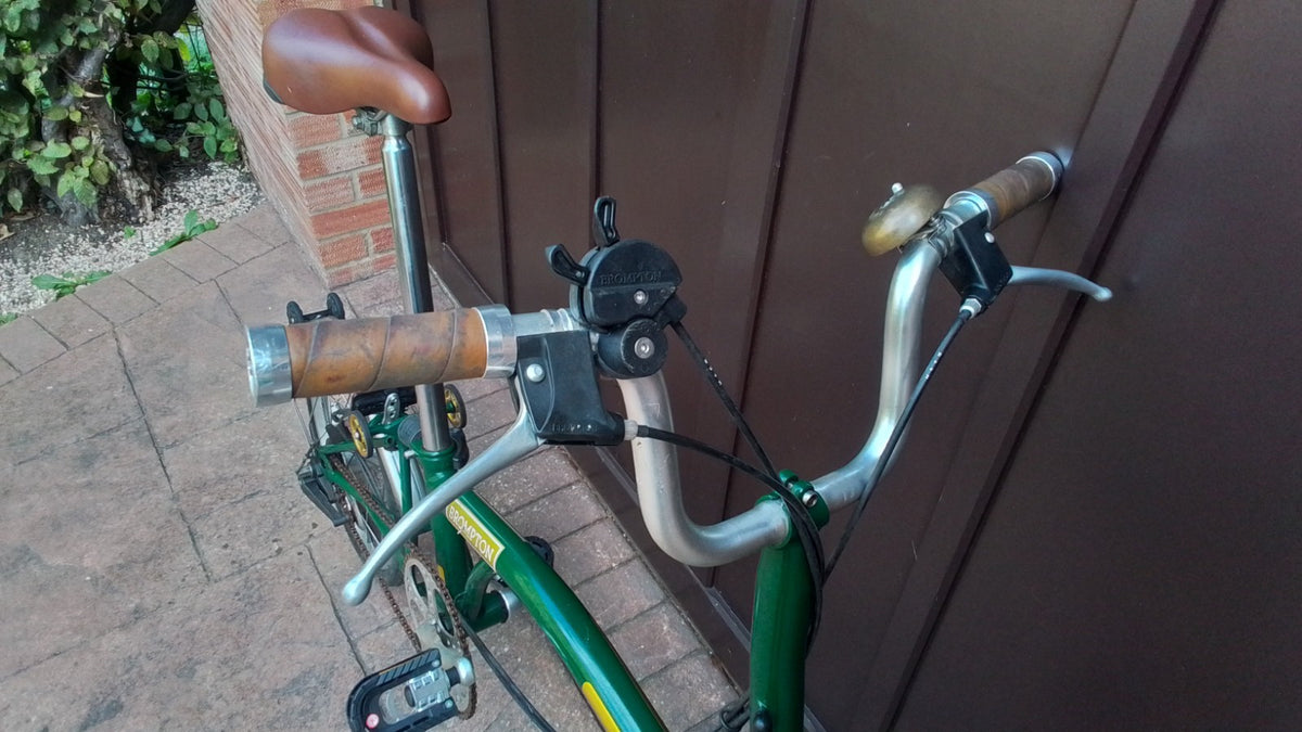 Brompton Folding Bike 3-Speed, Green.  Good Condition And  Ready For Use.