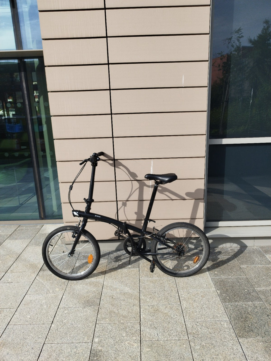 Decathlon B'Twin Folding Bike, single speed, easy to fold, space saver