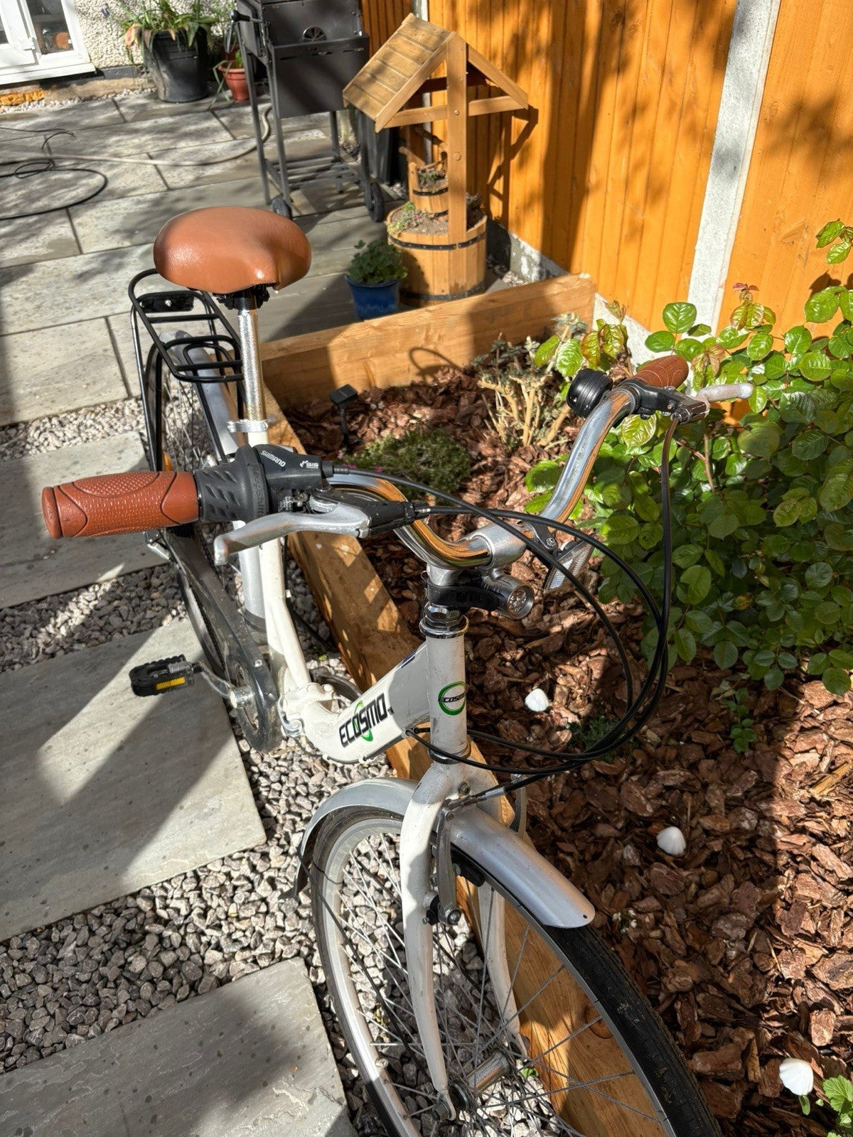 Ecosmo Ladies Folding Bike - Working Order But Would Benefit From A Service