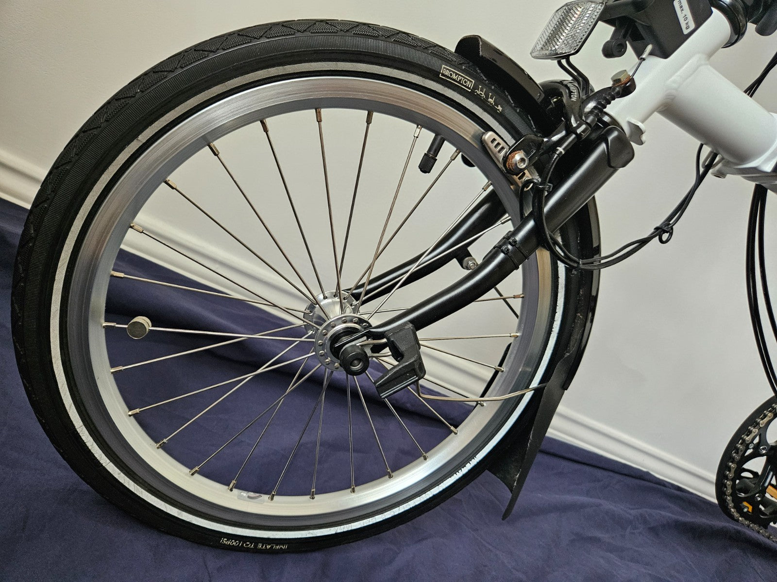 Brompton M6L - 6 Speed - C Line - Mid- White