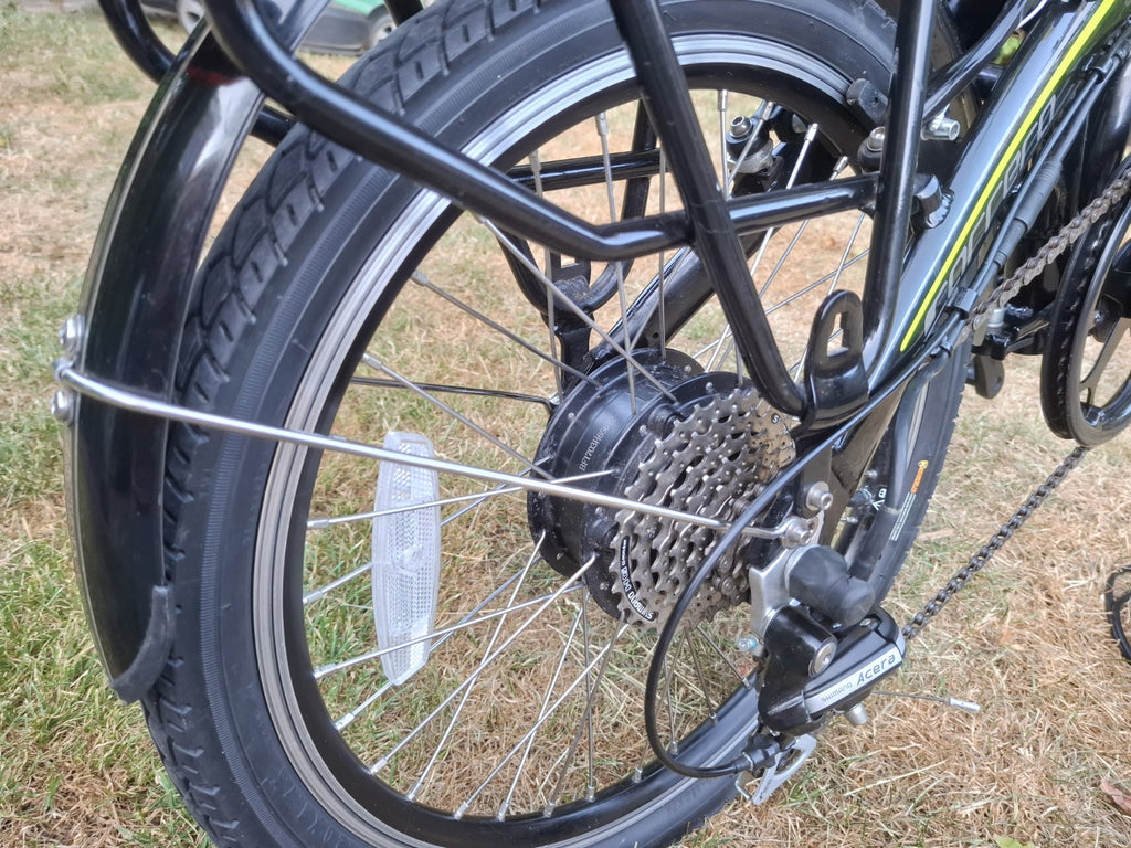 Halfords Crosscity -E Folding Bike, unused condition