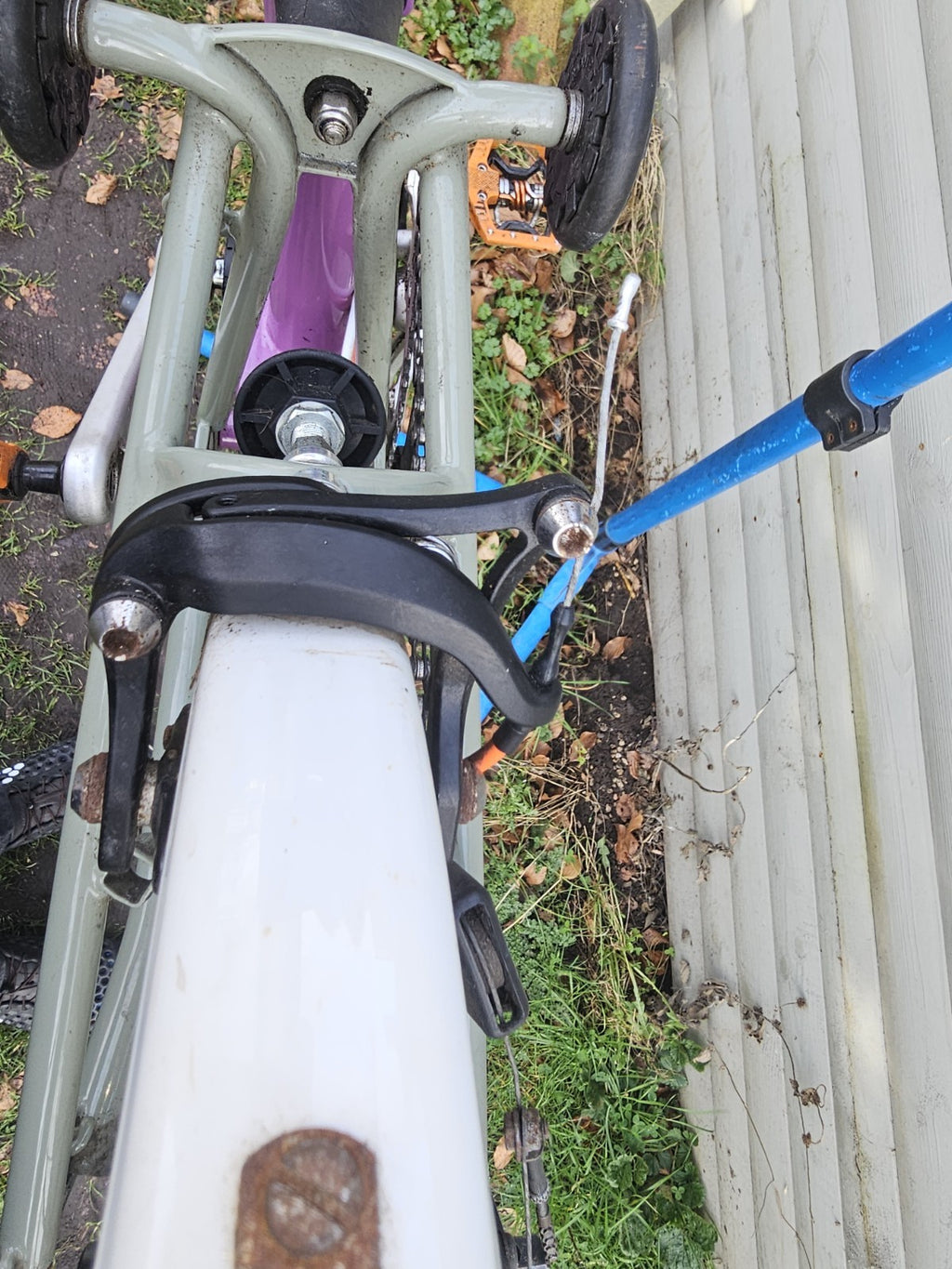 Bespoke Brompton S3L - titanium seatpost, Brooks saddle, unique colours and more