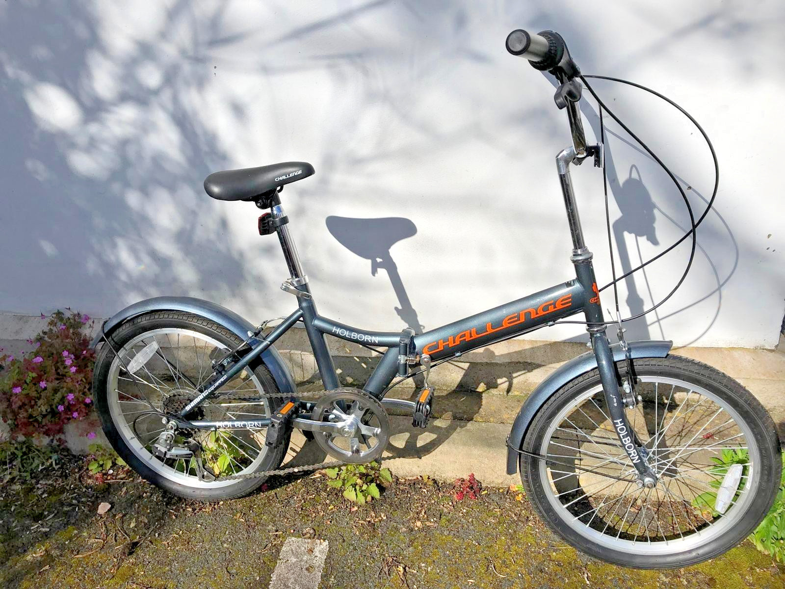 Challenge Holborn 20 inch Wheel Size Folding Bike