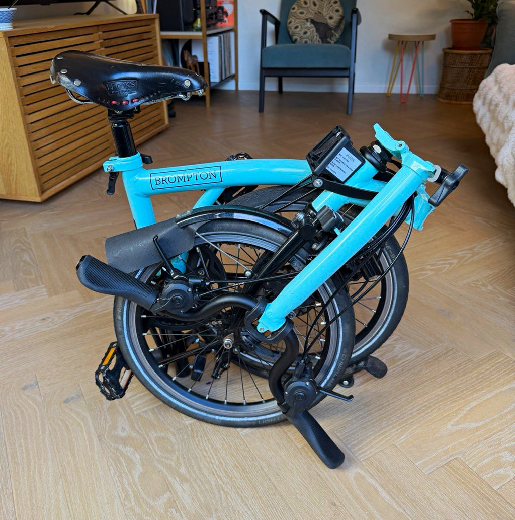 Brompton M6L Superlight — Turkish Green/Black Edition with battery lighting