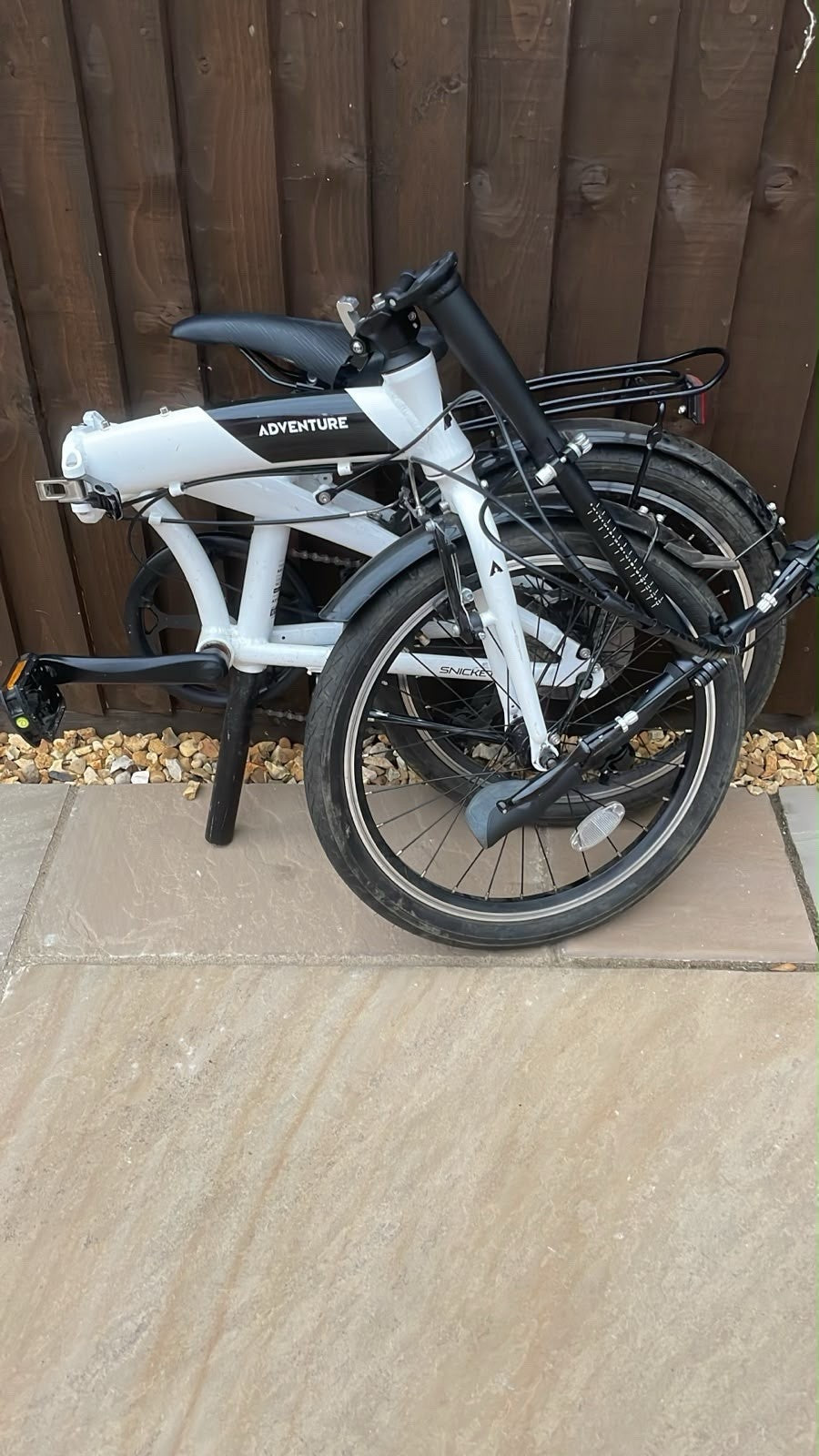 ADVENTURE SNICKET FOLDING BIKE 20”  BARELY USED PERFECT WORKING ORDER MUST SEE