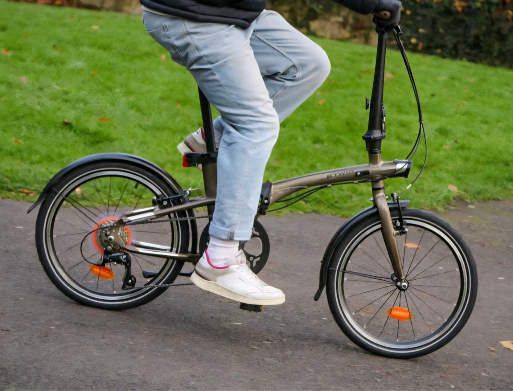 Btwin Tilt 900 Folding Bike 9 Speed Lightweight.