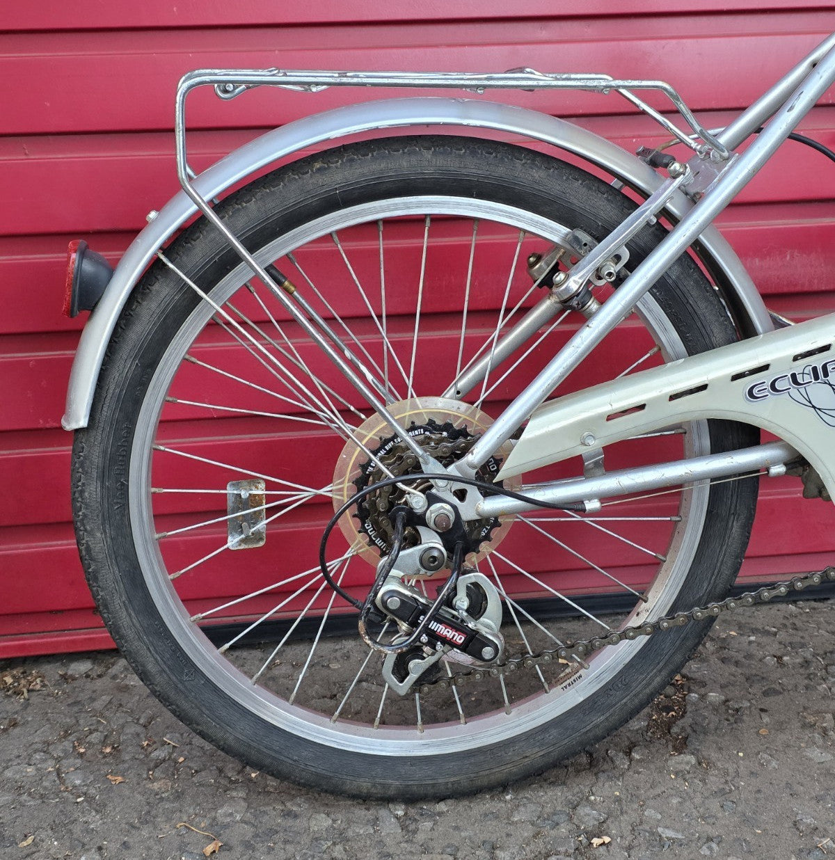 RALEIGH ECLIPSE FOLD UP BIKE (33cm FRAME SIZE w/ 20" WHEELS)