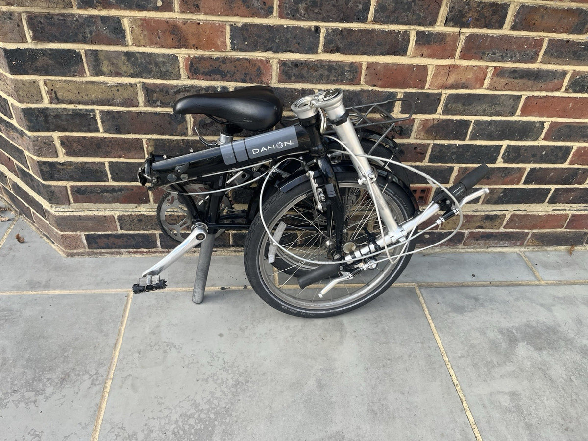 Dahon 20in Folding Bike 7-Speed Black/Silver V-Brakes Rack Mudguards