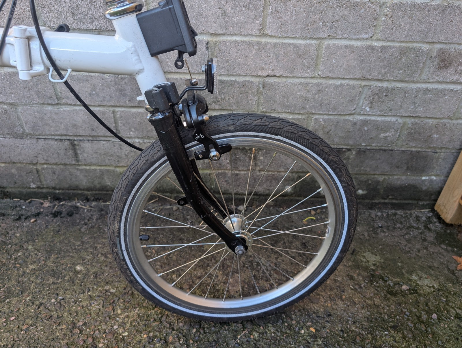 Brompton A-Line 3-Speed Folding Bike white 2022 model