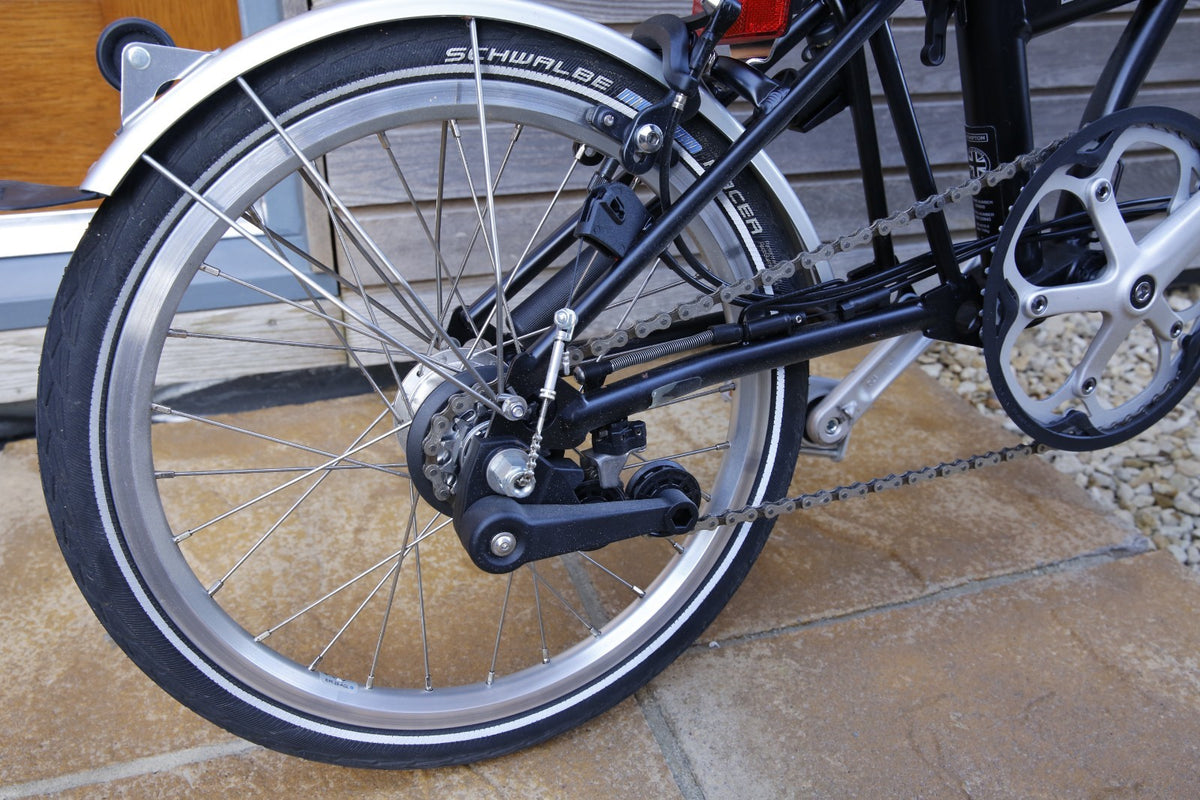 Brompton M6L 2018 Black 6-Speed Folding Bike – Very Light Use, Under 10 Miles