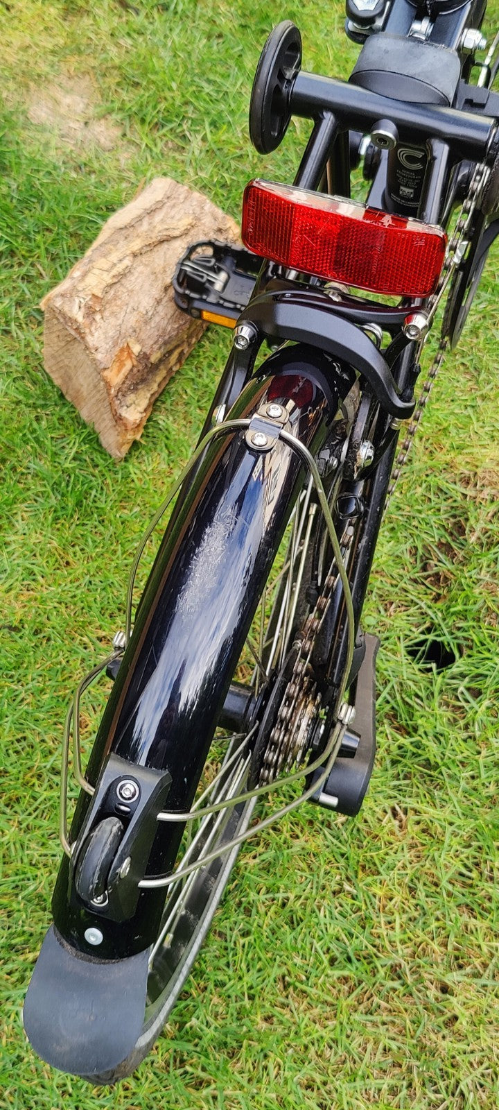 Brompton C Line 4 Speed in Black includes Litelok X1 Plus and Brompton toolkit
