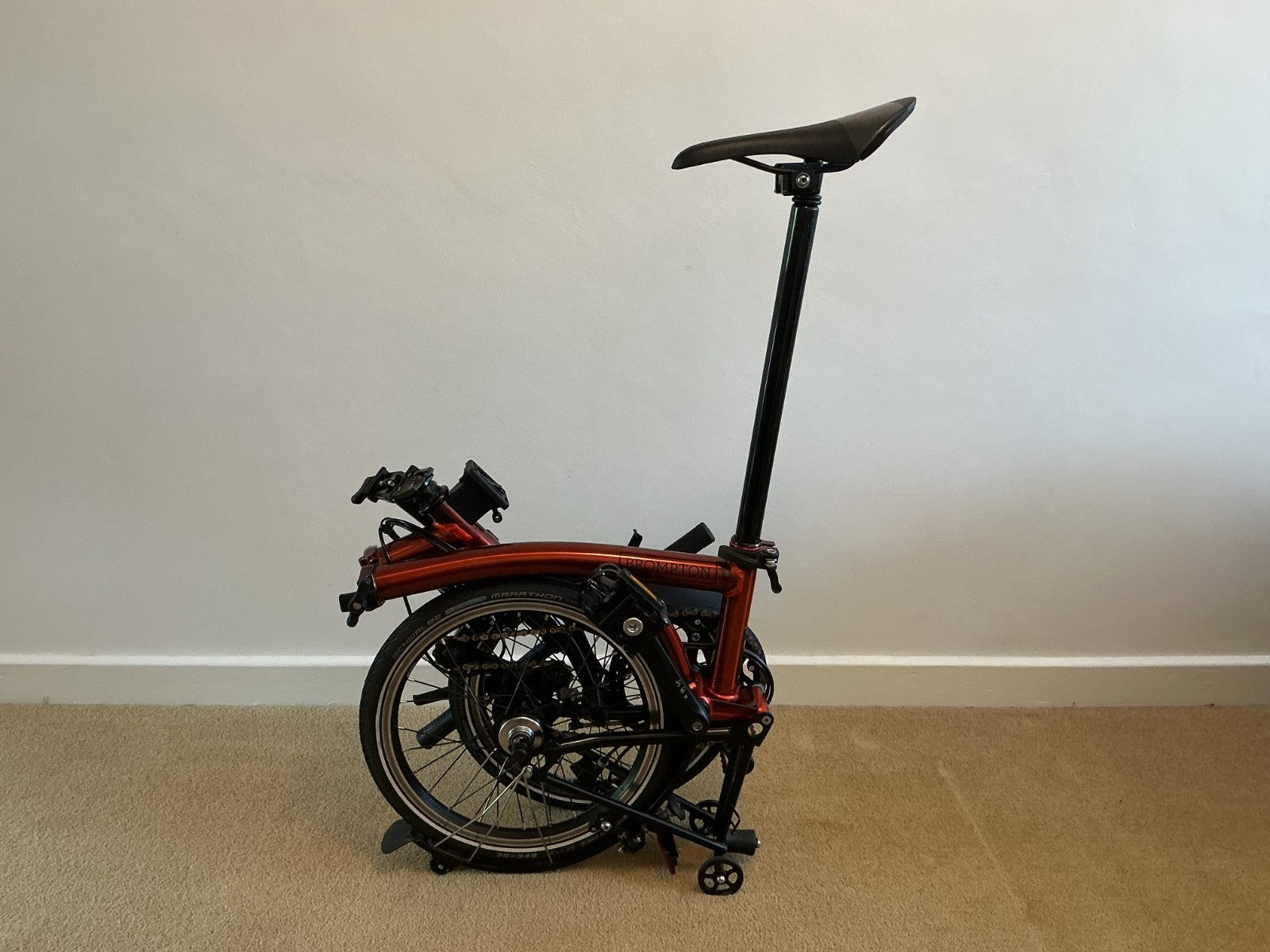 Brompton C Line Flame Red Lacquer low bar 6 speed