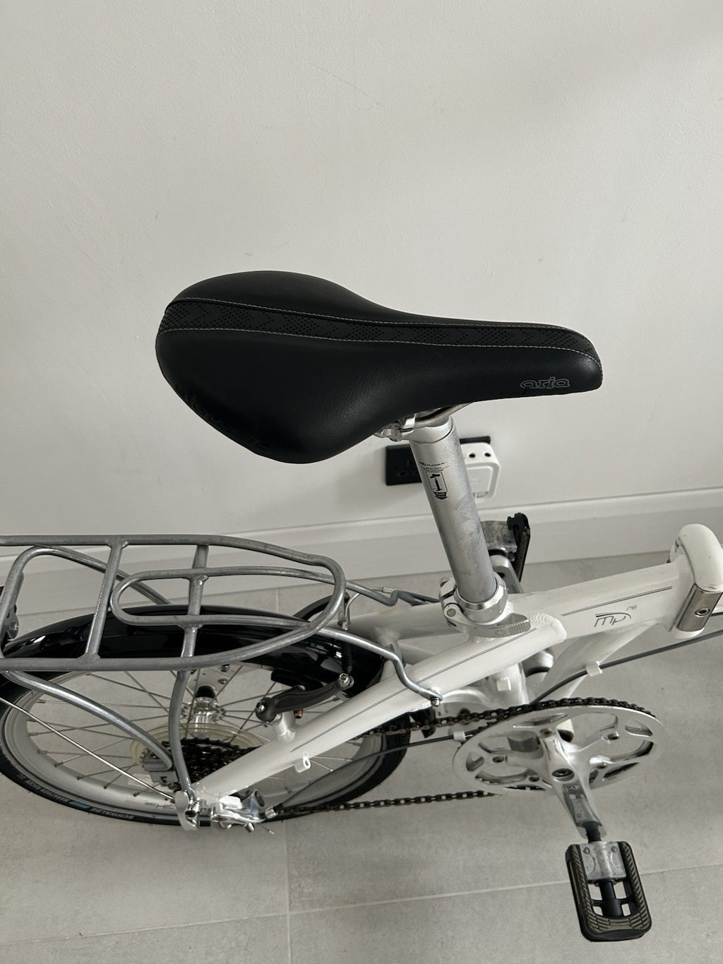 Dahon Mu P8 Folding Bike Unisex White (Excellent Condition)