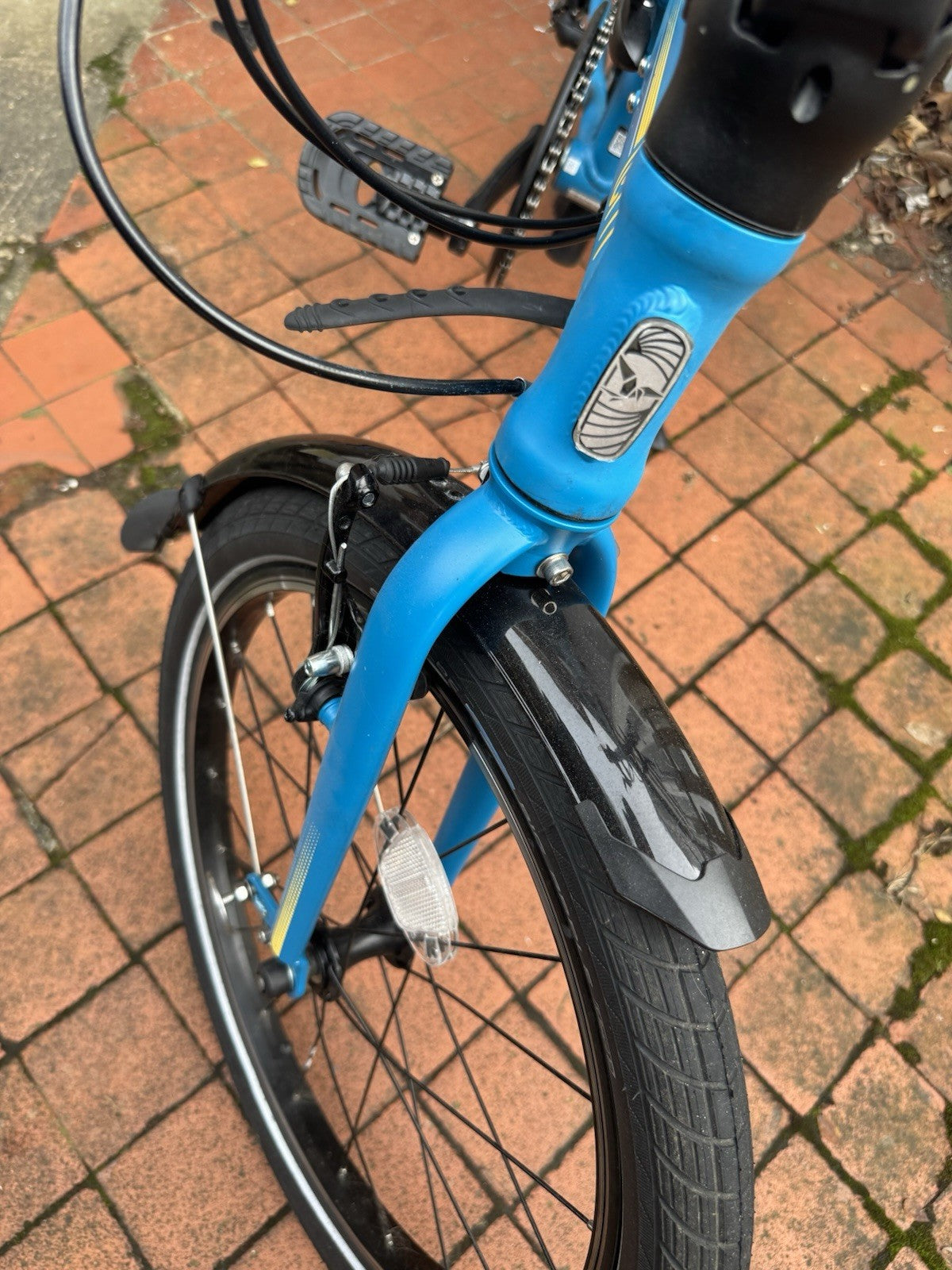Tern Link C8 Folding Bike 8 Speed – Blue – Schwalbe Big Apple – Great Condition