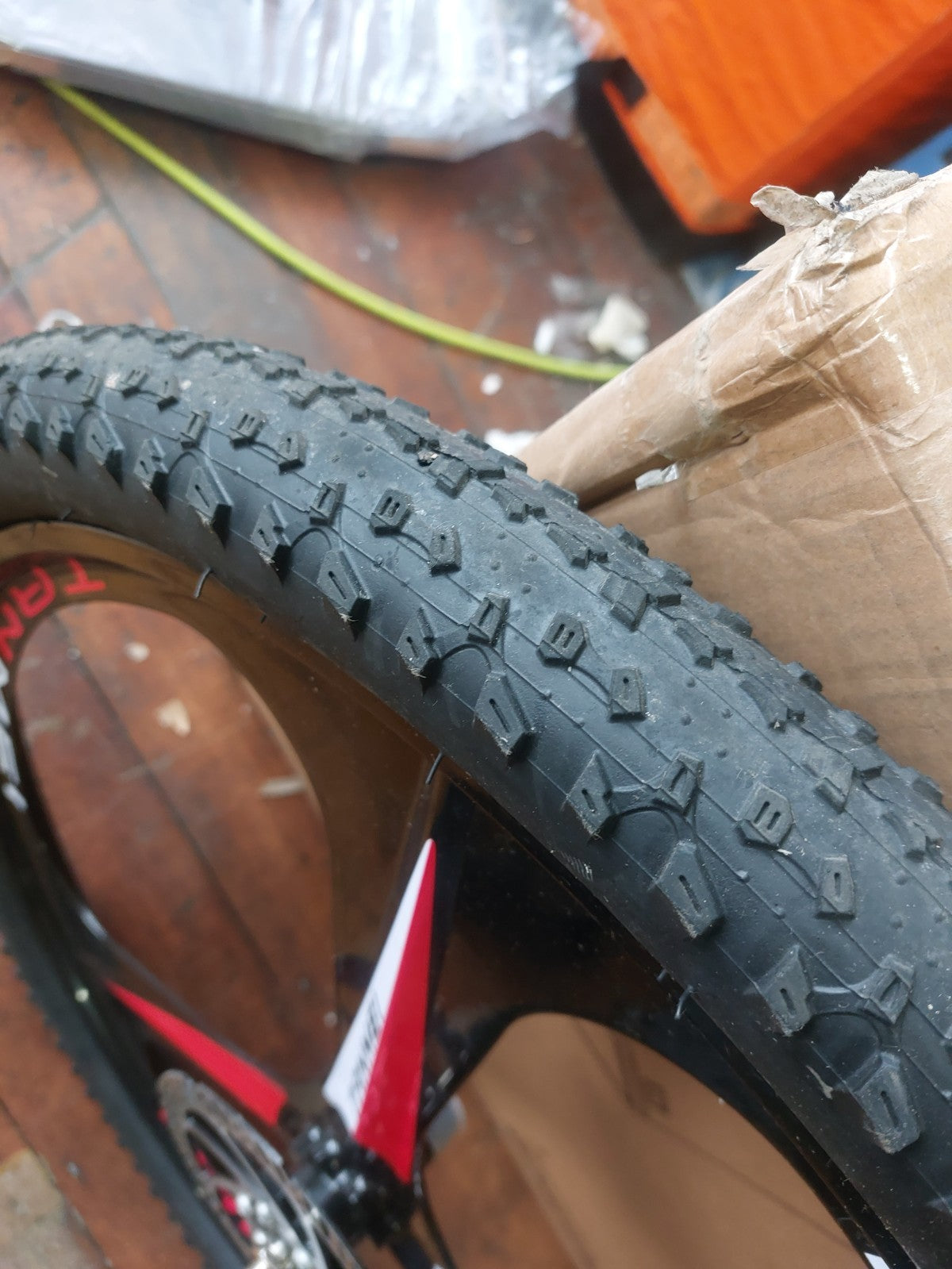 MINOR MARKS TO FRAME! 26 Inch Folding Mountain Bike 21-Speed Foldable Bicycle
