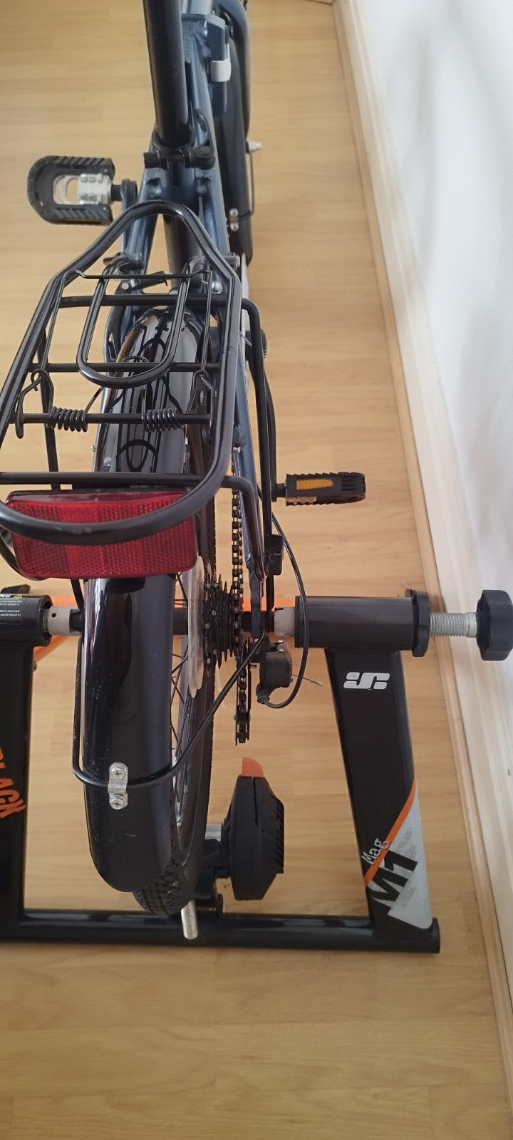 Ammaco Fold-Up Bike 6-Speed Shimano Shift, Adjustable Seat Handlebars