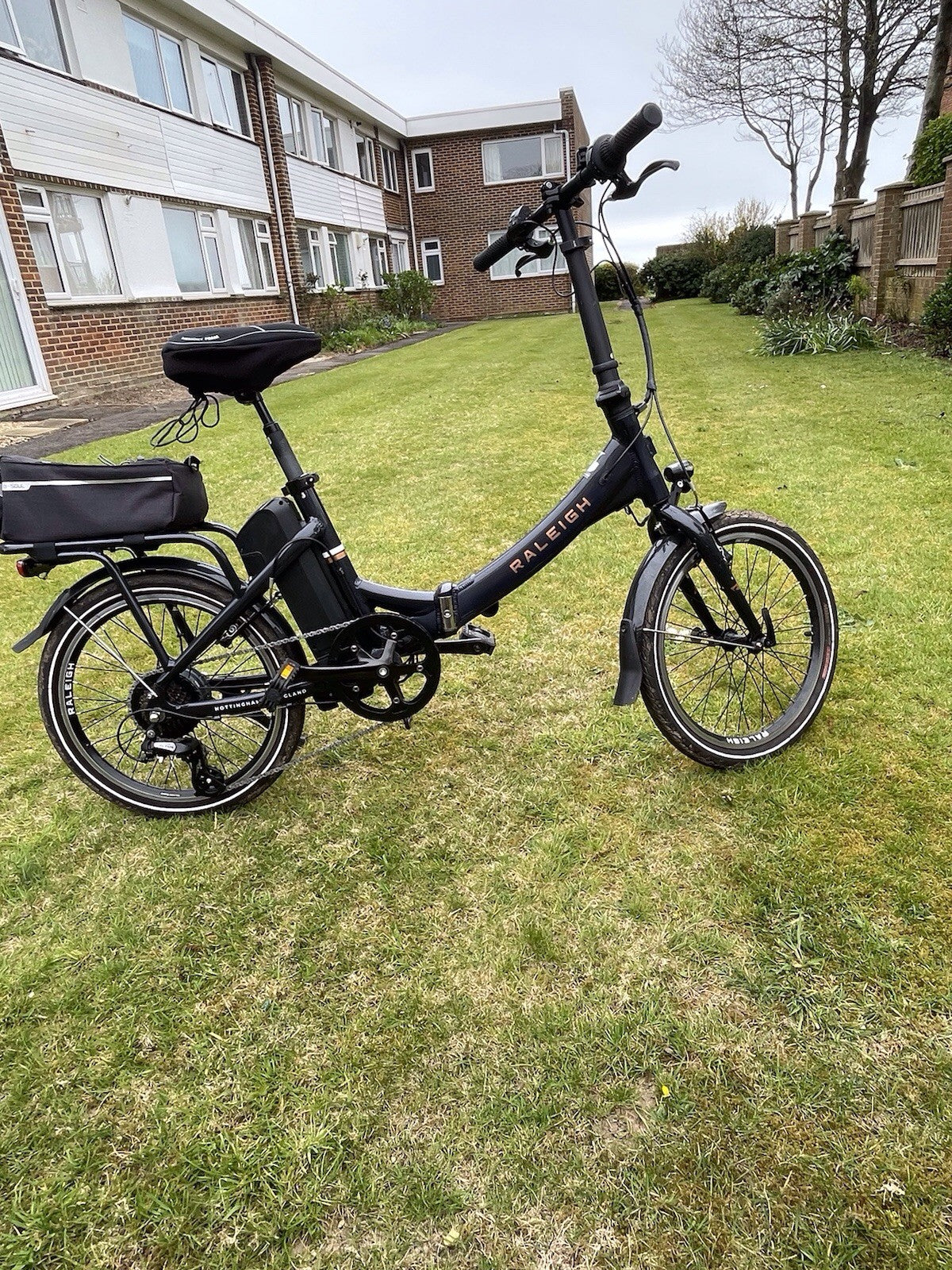 Rayleigh Trans X Folding Light Weight Bicycle 20 Inch Wheels Great Condition