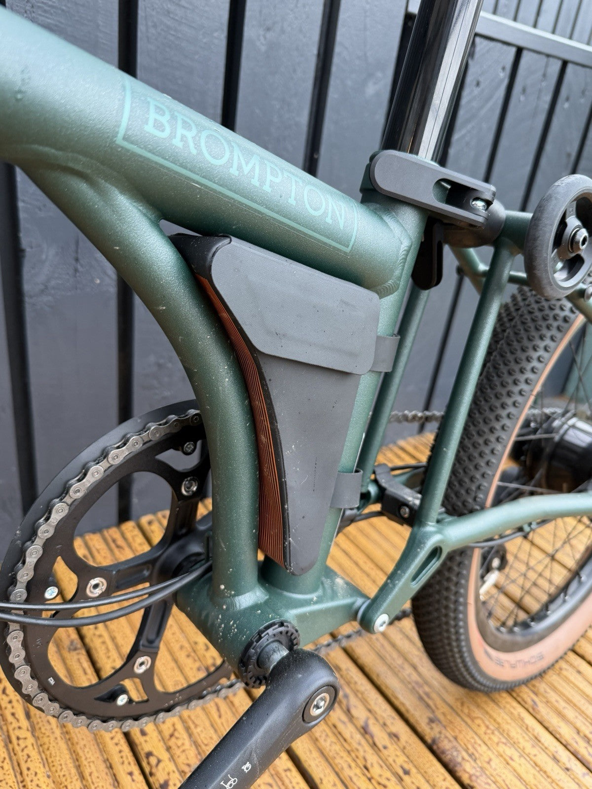 Brompton G Line 20in Folding Bike Green 8-Speed Derailleur Hydraulic Discs