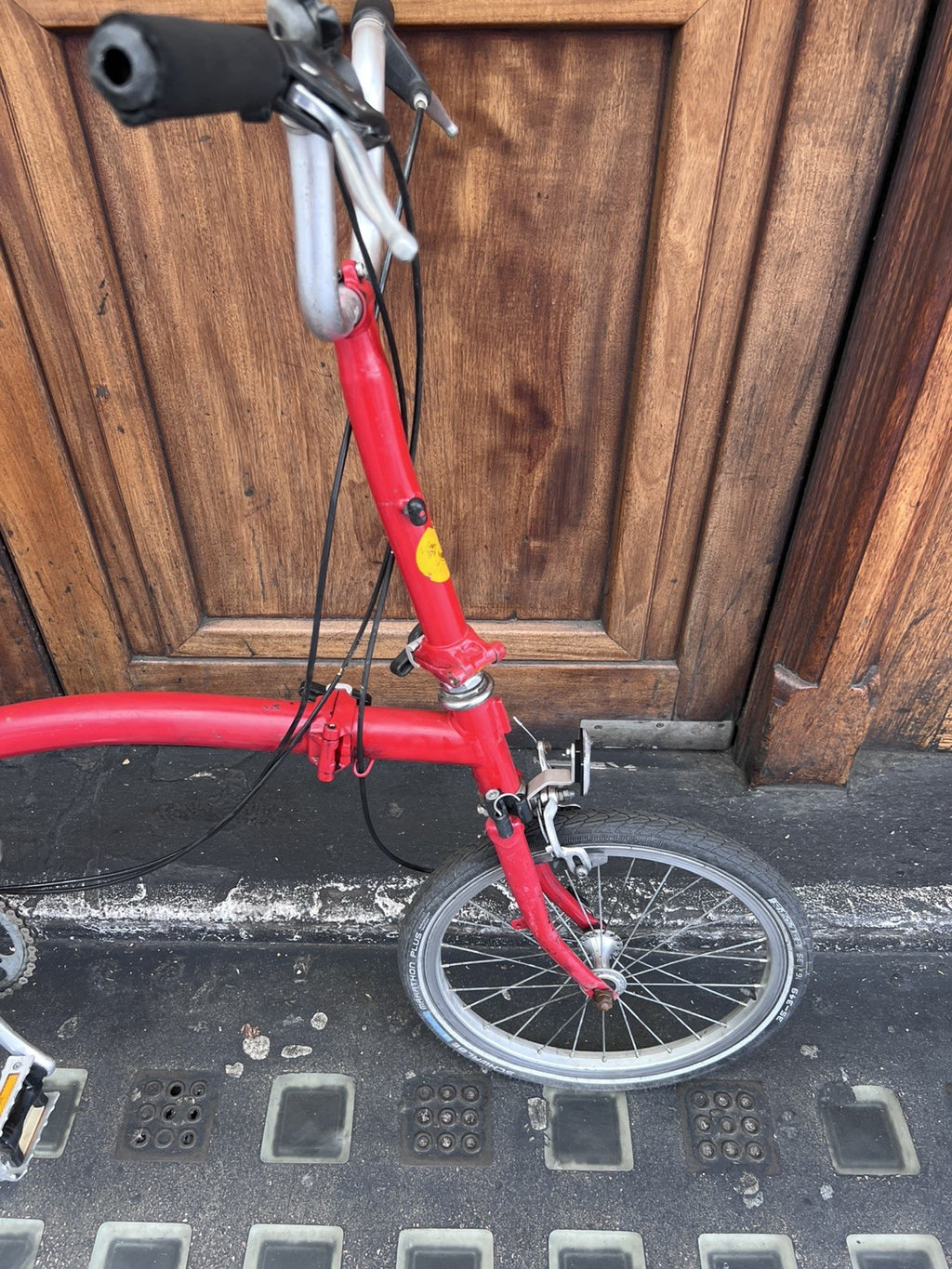 Brompton Bike Red Folding 3 Speed - ✅ FREE & FAST DPD Delivery🚚