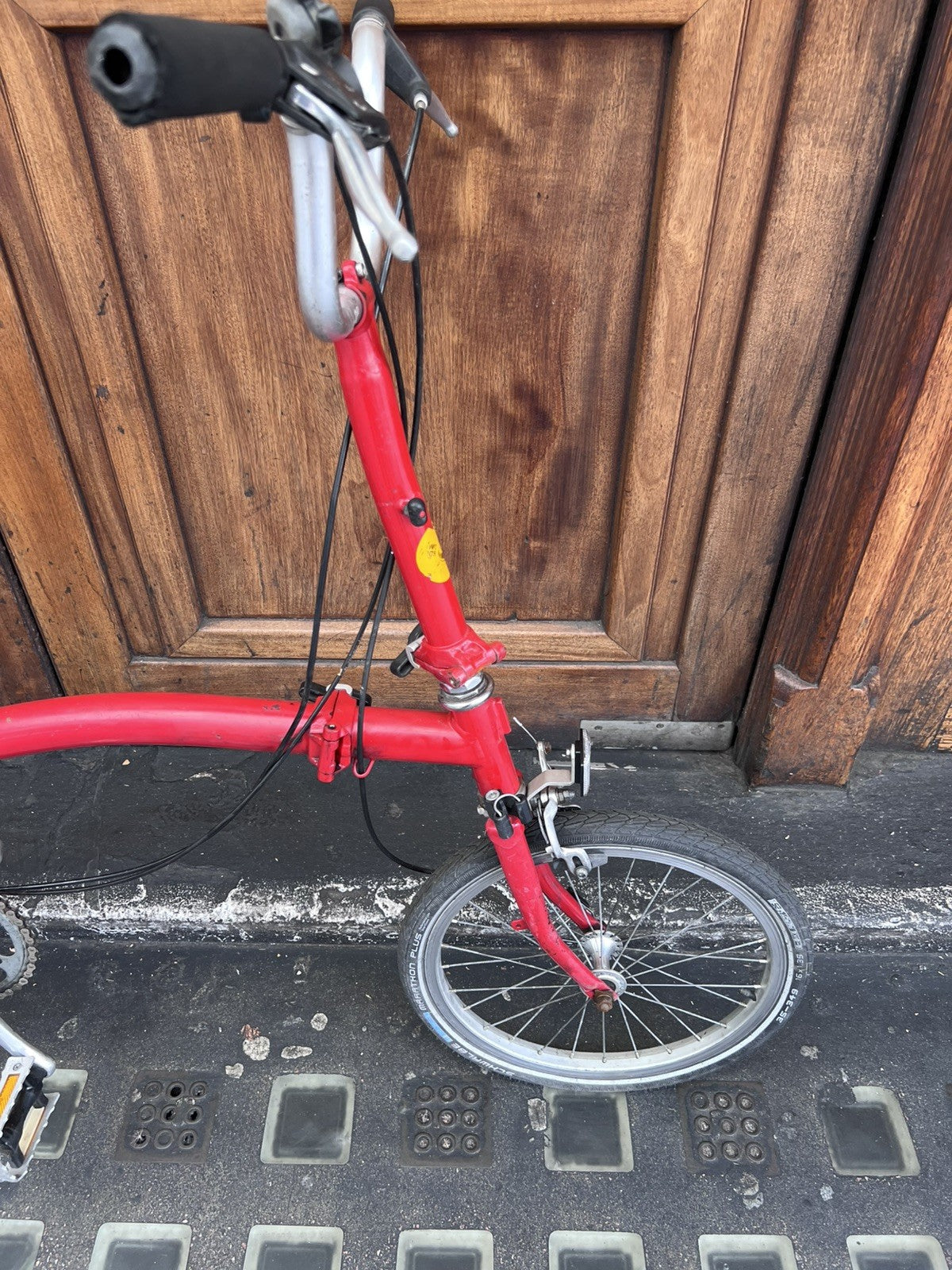 Brompton Bike Red Folding 3 Speed - ✅ FREE & FAST DPD Delivery🚚